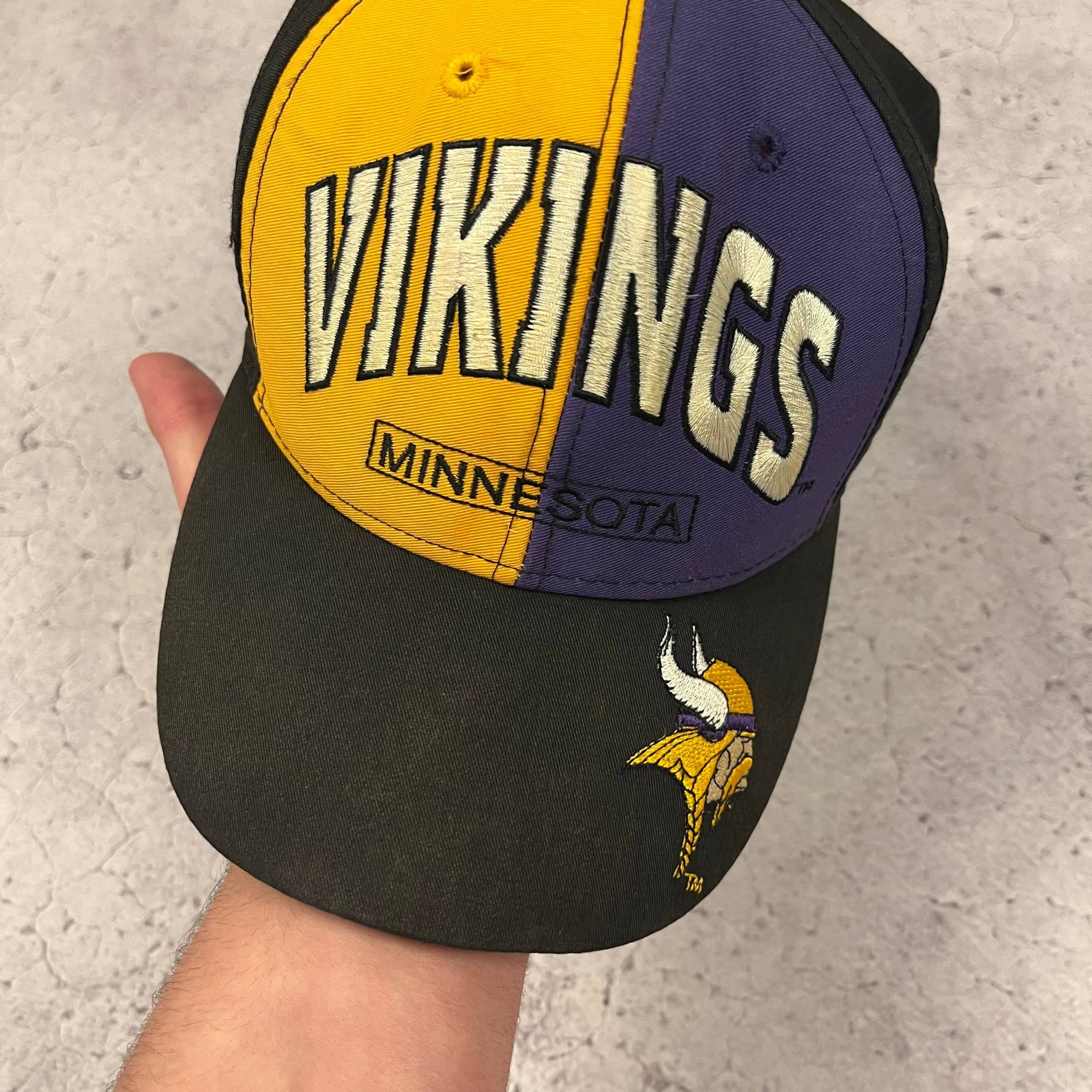NFL Minnesota Vikings NFL Amcap Vintage Baseball Cap Size ONE SIZE - 2 Thumbnail