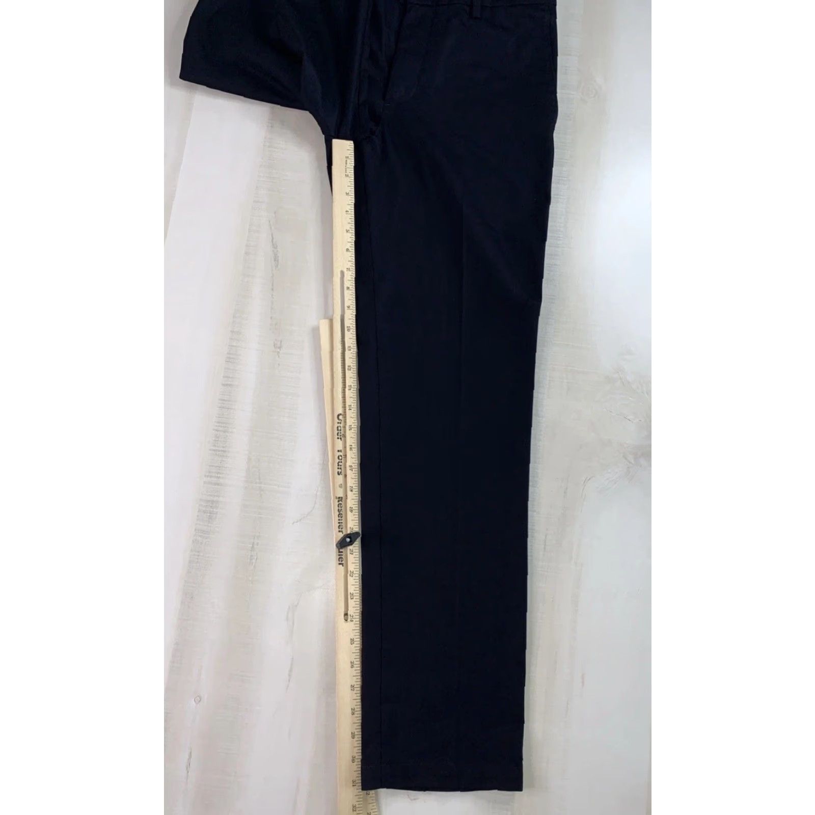 Dockers Dockers Black Slim Fit Easy Care Pants Mens 31 Khaki Pattern Solid Cotton Blend 32 Inseam 31 Waist City Preppy Mens Size US 31 - 4 Thumbnail