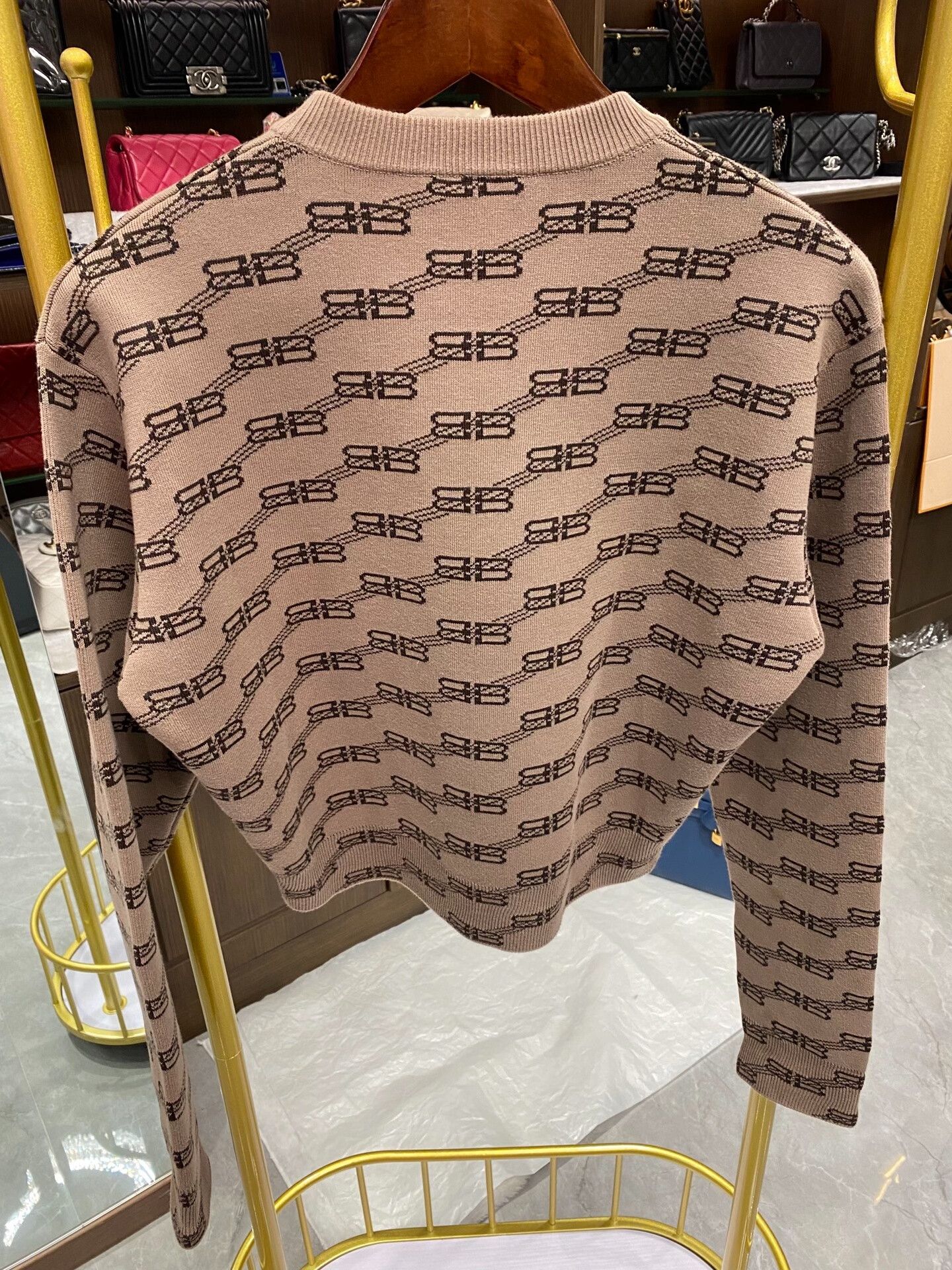 Balenciaga balenciaga logo knit sweater uni size M Size US M / EU 48-50 / 2 - 2 Thumbnail