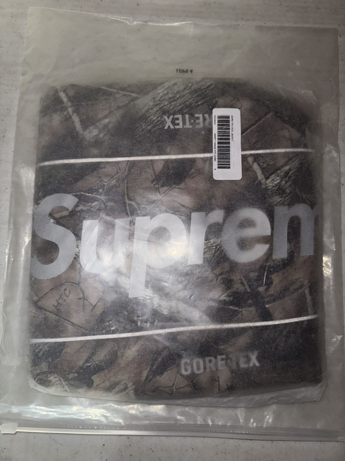 Goretex Supreme GORE-TEX Dog Jacket Size ONE SIZE - 4 Thumbnail