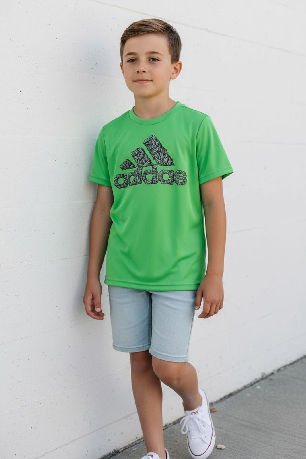 Adidas Adidas Kids' Green Short Sleeve Activewear T-Shirt Size US L / EU 52-54 / 3 - 1 Thumbnail