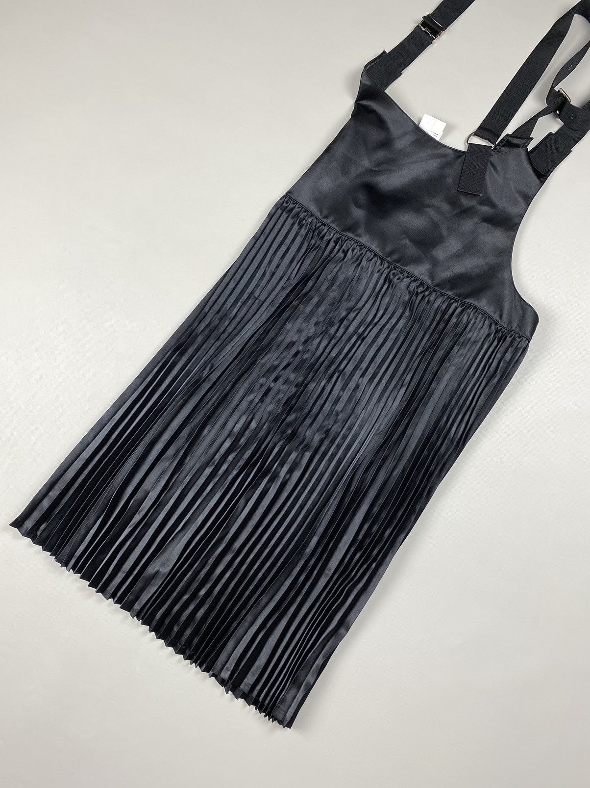 Comme des Garcons Comme Des Garçons Junya Watanabe Pleated Skirt W/ Suspenders Size 25" / US 0 / IT 36 - 21 Thumbnail