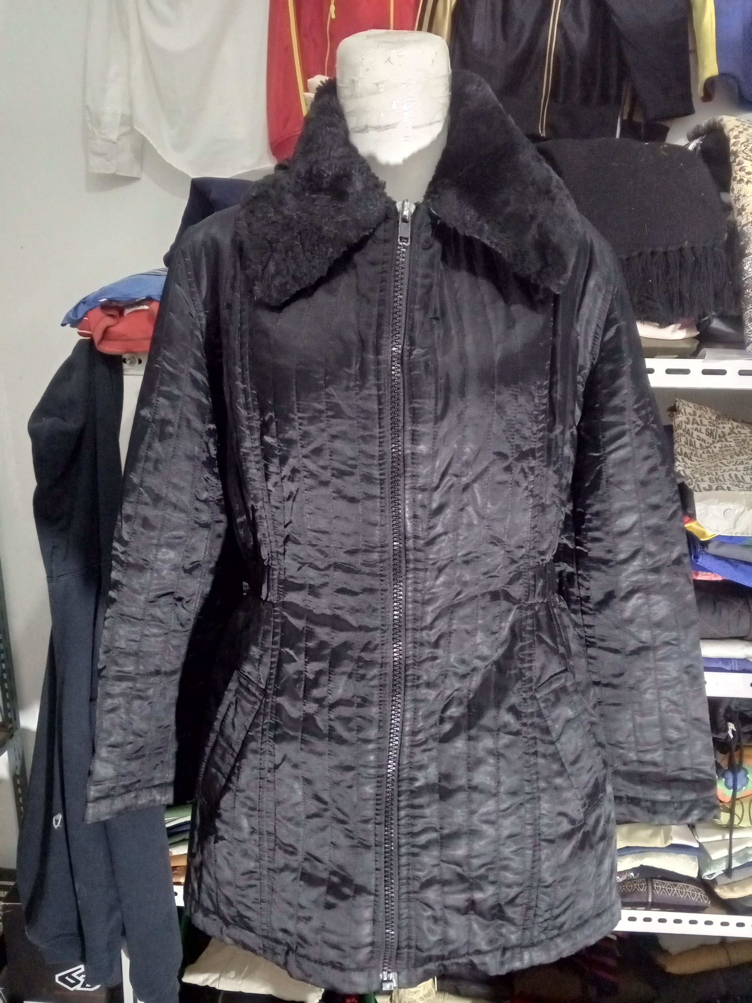 Sandro × Vintage Sandro Jacket Black Winter Fur Collar Jacket Size L / US 10 / IT 46 - 1 Thumbnail