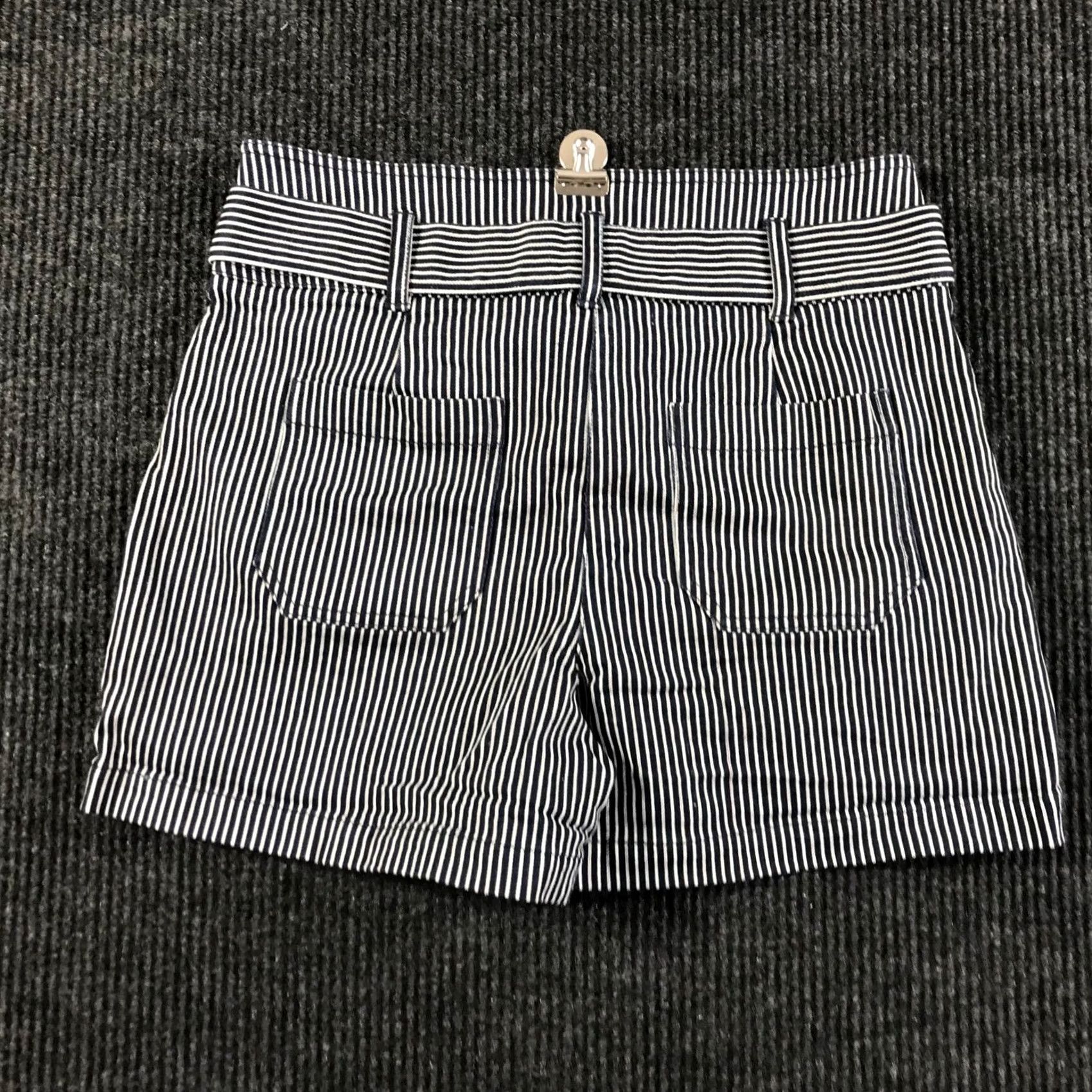 Anthropologie VINTAGE? No. Etitwa by Anthropologie Navy White Pinstripe Belted Shorts Women Sz 12 High Rise Size 34" / US 12 / IT 48 - 4 Thumbnail