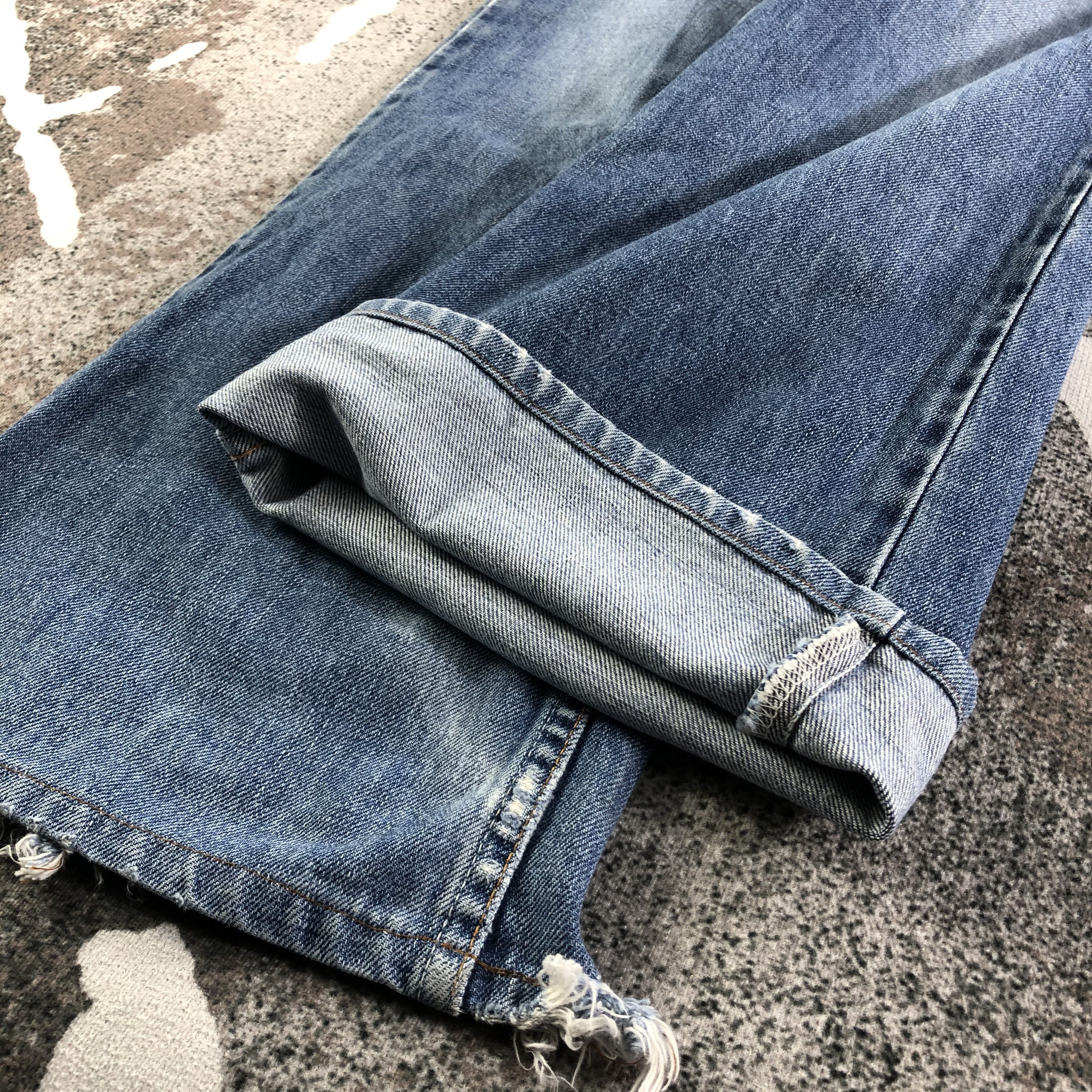 Levi's Vintage 90s Levis 553 Jeans Flare Denim KJ2190 Size US 28 / EU 44 - 7 Thumbnail