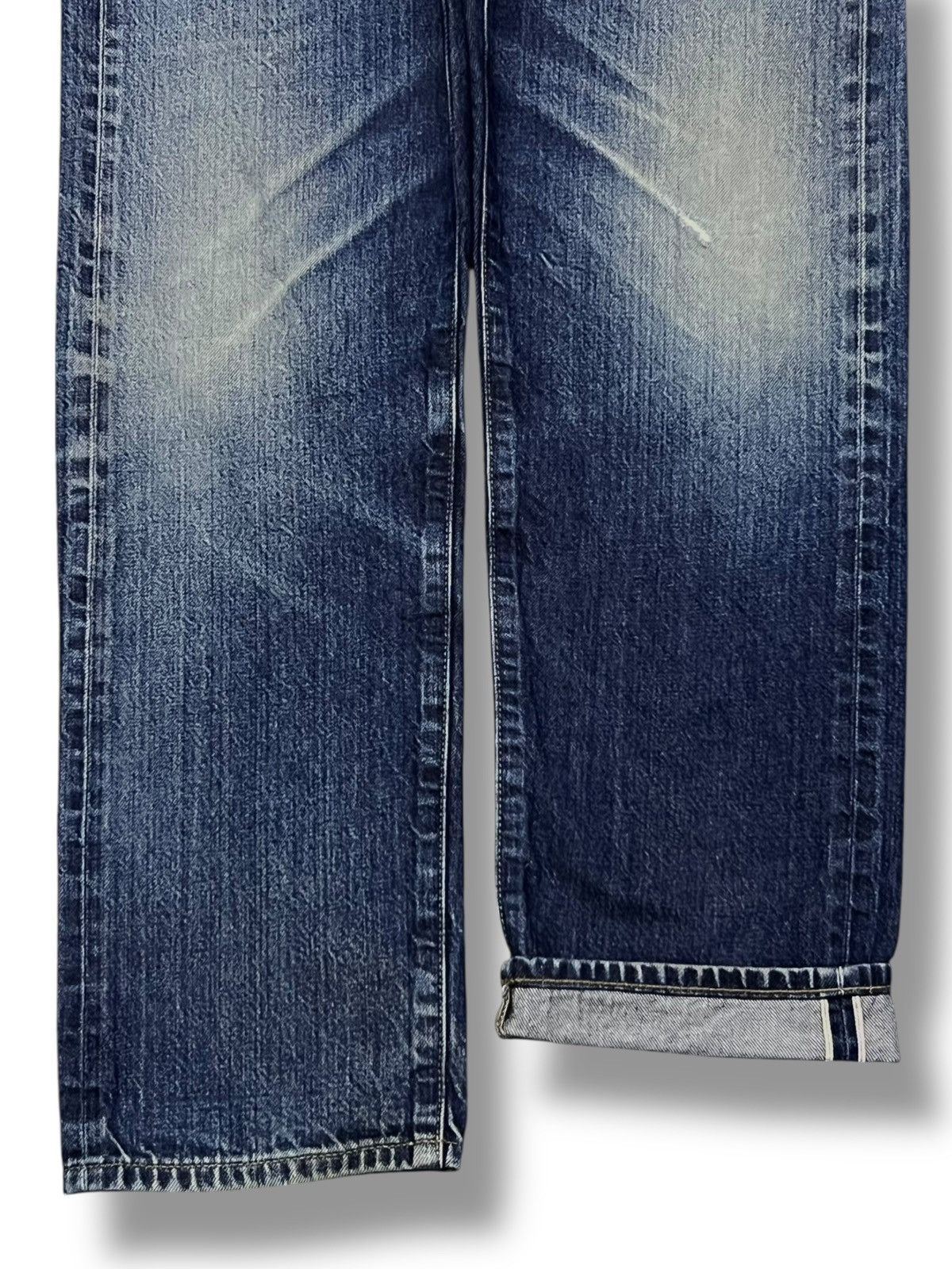 Uniqlo Vintage Uniqlo Selvedge Denim Japan - Faded Wash, Distressed Size US 33 - 6 Thumbnail