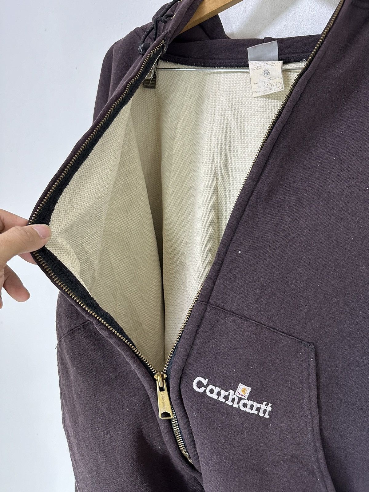 Carhartt Vintage Carhartt Sweater Hoodie Zipper Design Small Logo Size US L / EU 52-54 / 3 - 8 Thumbnail