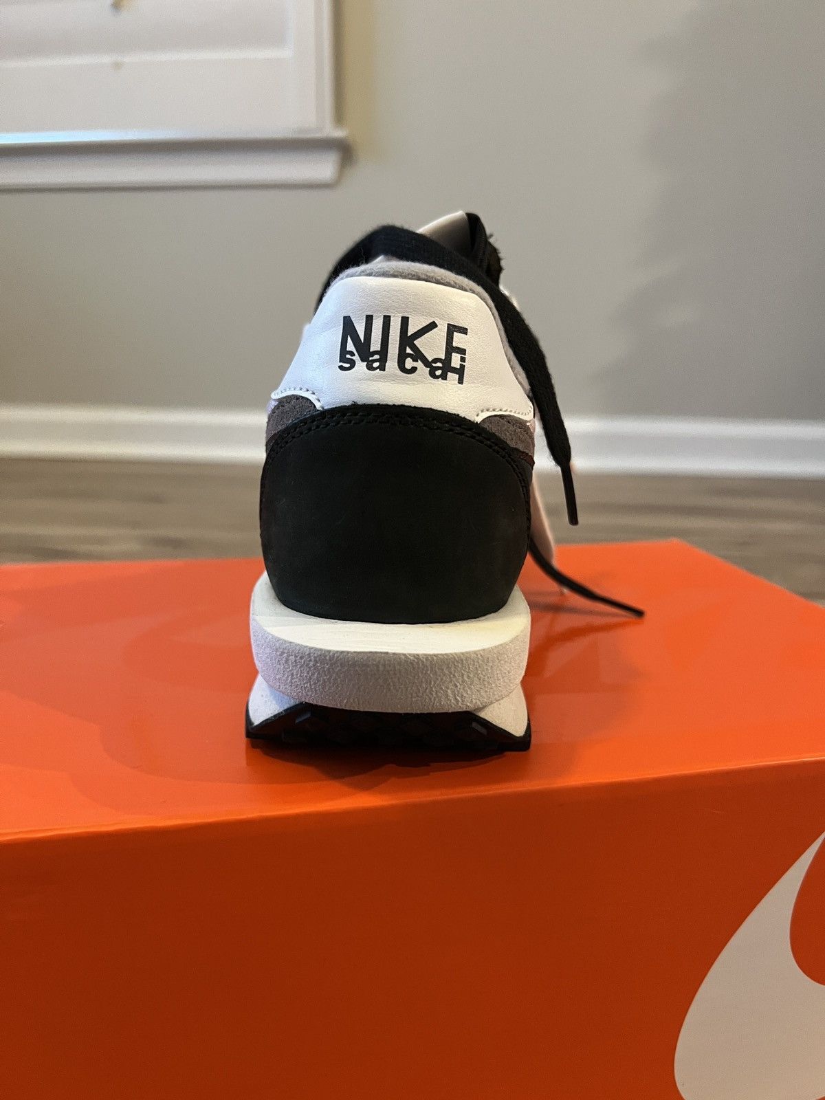 Nike × Sacai Nike Sacai LD Waffle Black and White Size US 9 / EU 42 - 11 Thumbnail