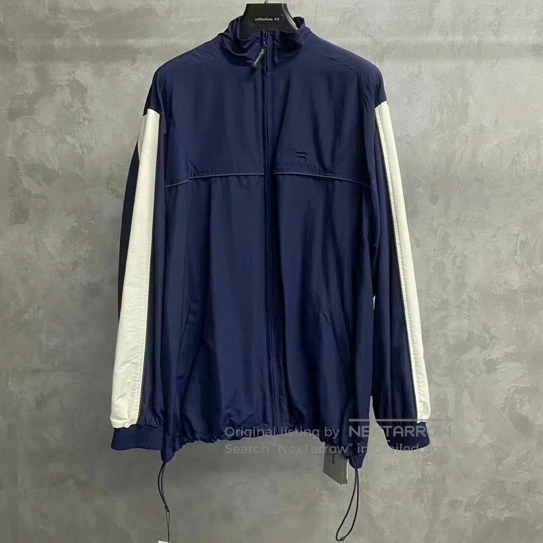 Balenciaga Balenciaga White Blue Logo Jacket XS. Size US XS / EU 42 / 0 - 1 Thumbnail