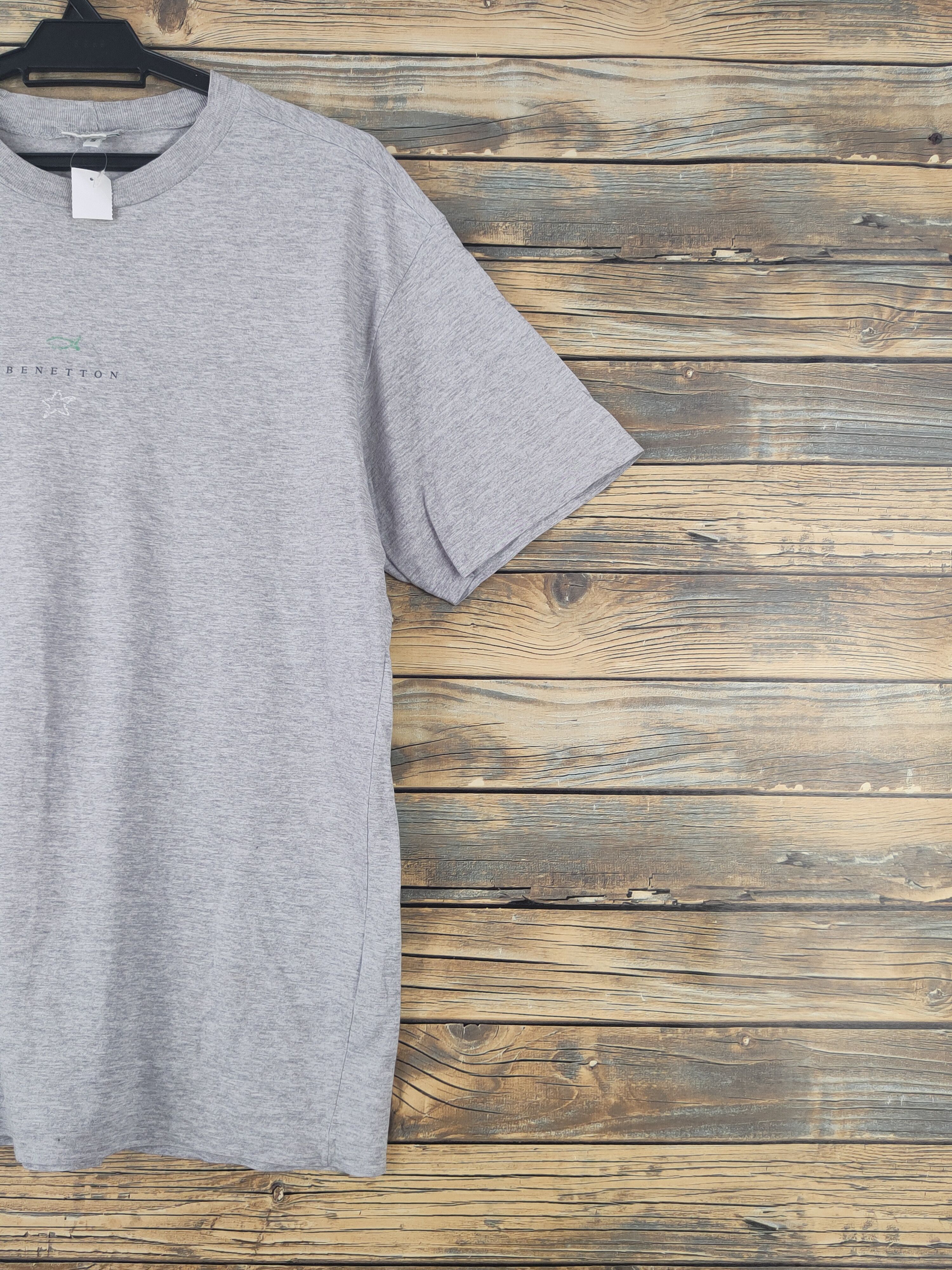 United Colors Of Benetton DL United Colors of Benetton Gray Short Sleeve T-shirt #1821 Size US S / EU 44-46 / 1 - 6 Thumbnail