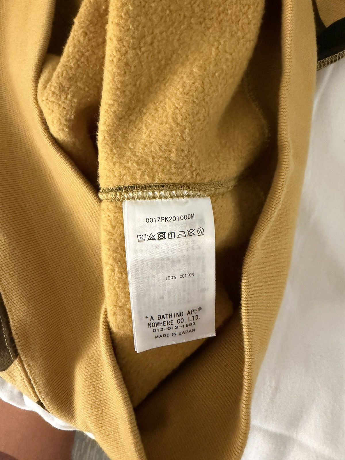 Bape BAPE Shark Yellow Camo Full Zip Size US M / EU 48-50 / 2 - 6 Thumbnail