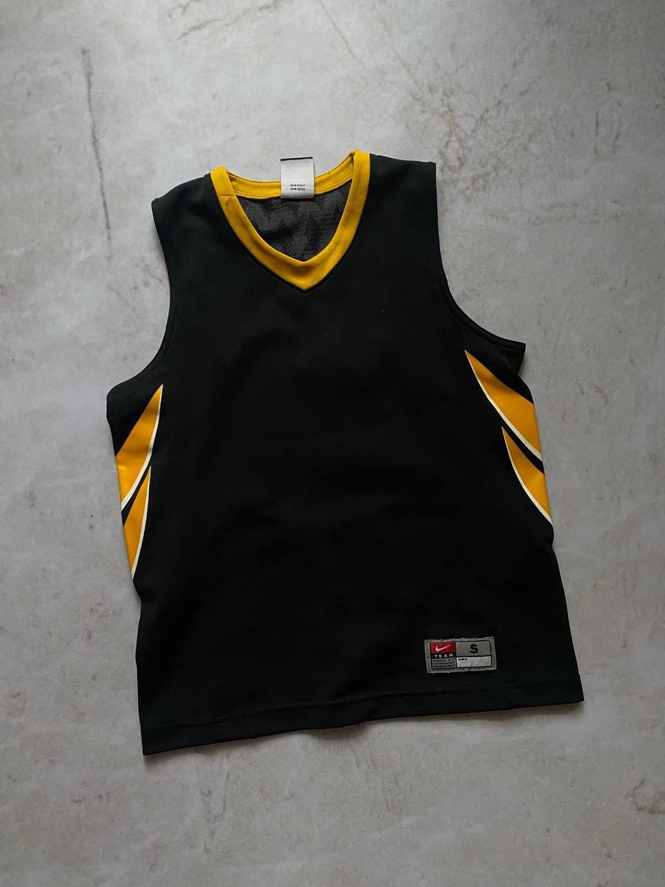 Nike × Vintage Vintage Nike Y2K Tank Top Size US S / EU 44-46 / 1 - 2 Thumbnail