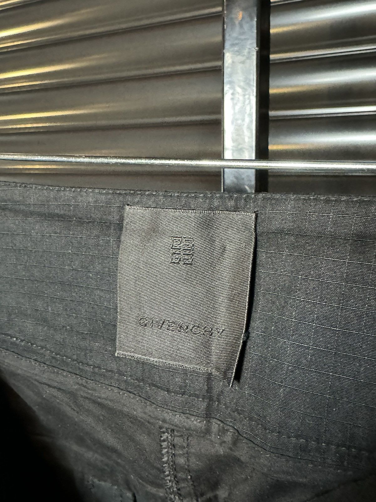 Givenchy Givenchy Black Cargo Pants - Size 40 Size US 33 - 5 Thumbnail