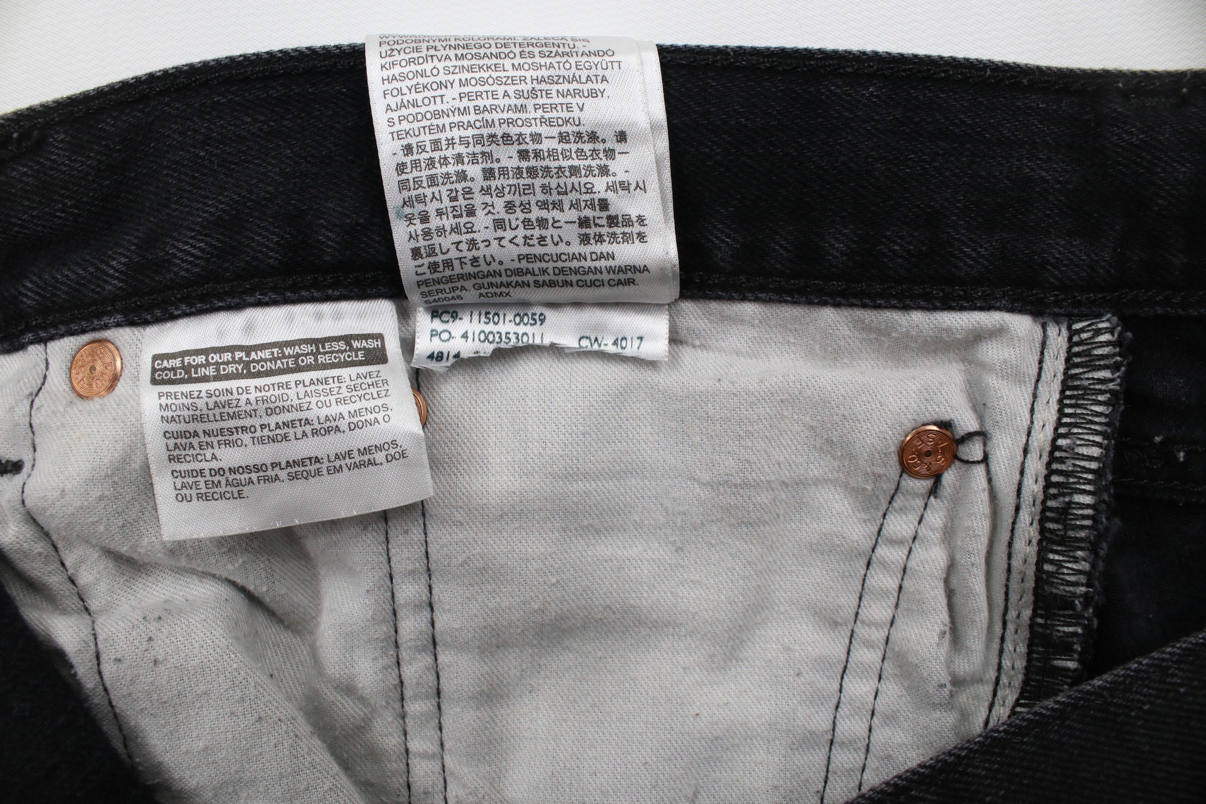 Levi's × Vintage Vintage Y2K Levis 501xx Fly Original Fit Denim Jeans Black Size US 44 / EU 60 - 9 Thumbnail