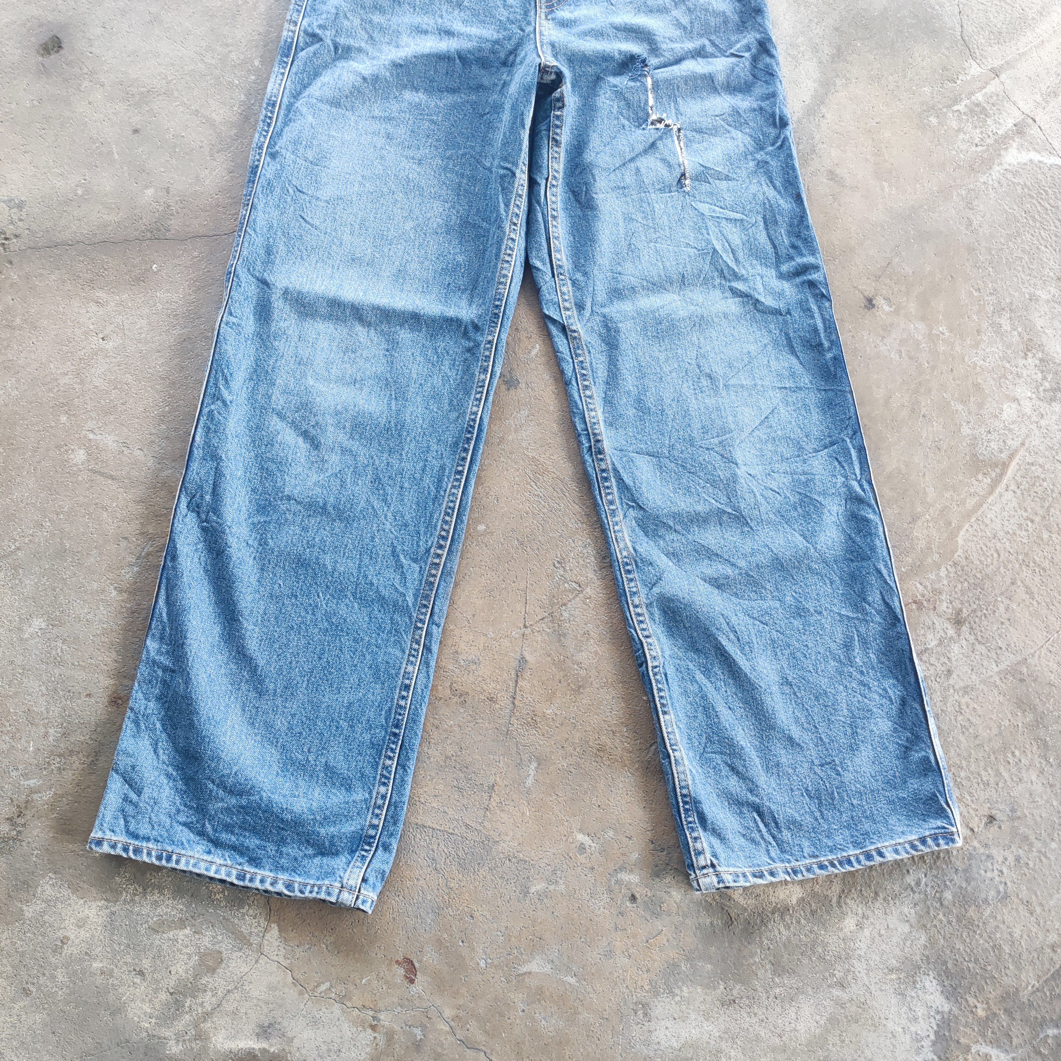 Japanese Brand Vintage Japanese Brand Baggy Jeans Ripped Faded Pants Size US 29 - 4 Thumbnail