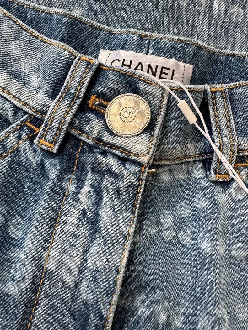 Chanel Chanel Blue jeans with blue pearl pattern Size 42" / US 20 - 4 Thumbnail