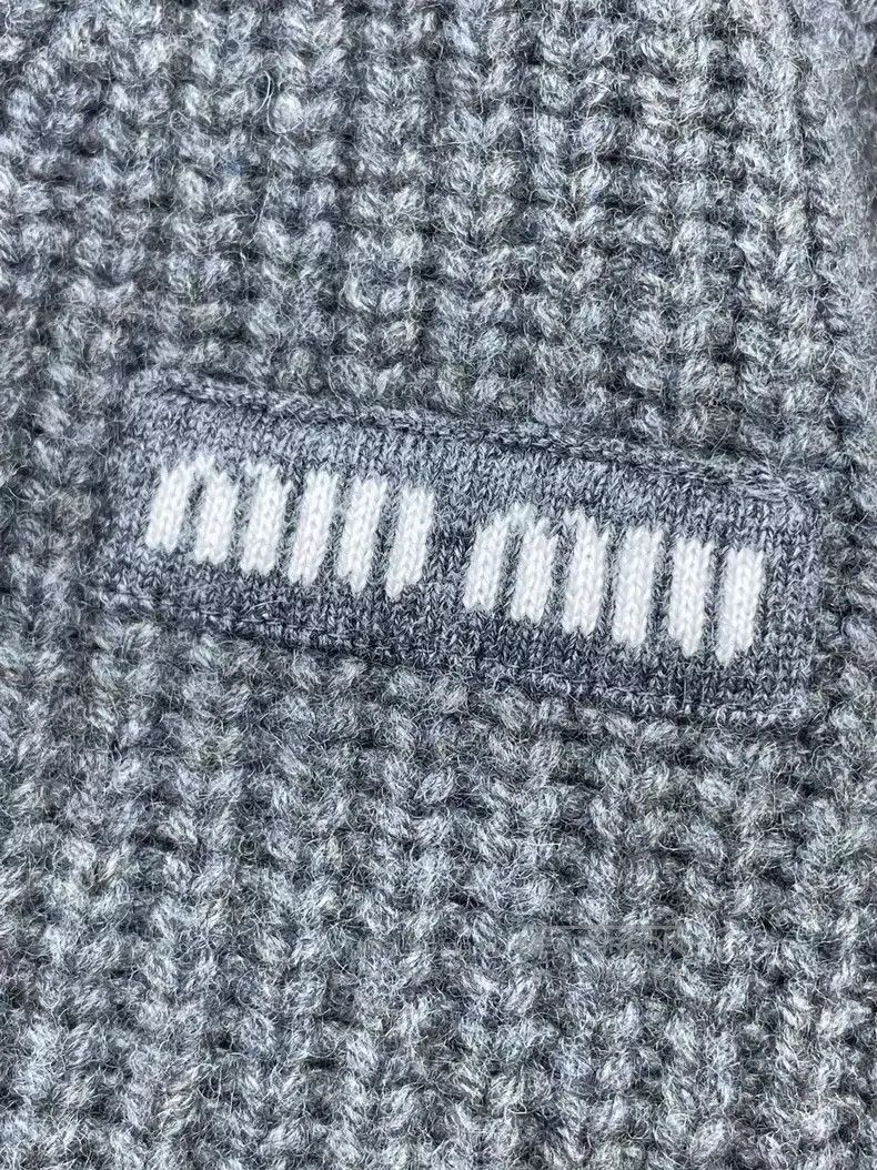 Miu Miu Miu Miu 36 Grey knitted cashmere sweater Size S / US 4 / IT 40 - 3 Thumbnail