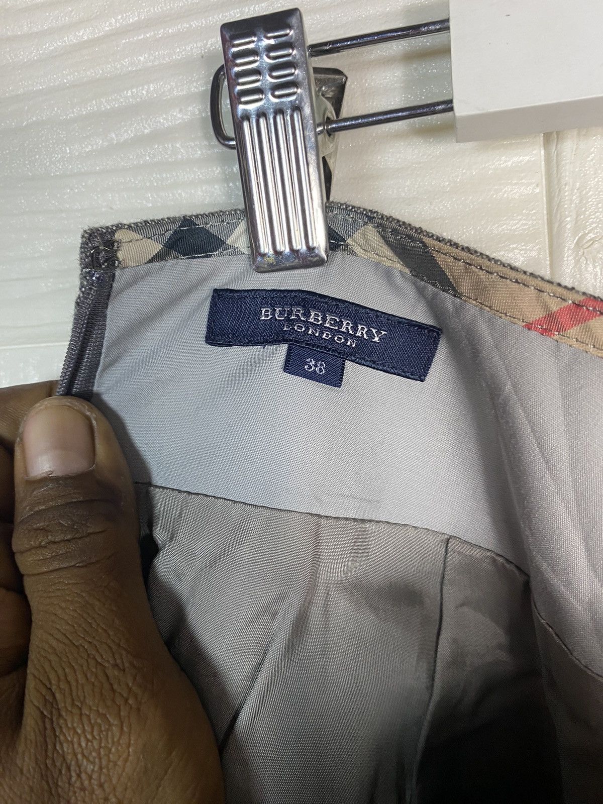 Burberry BURBERRY SKIRT Size 28" / US 6 / IT 42 - 7 Thumbnail