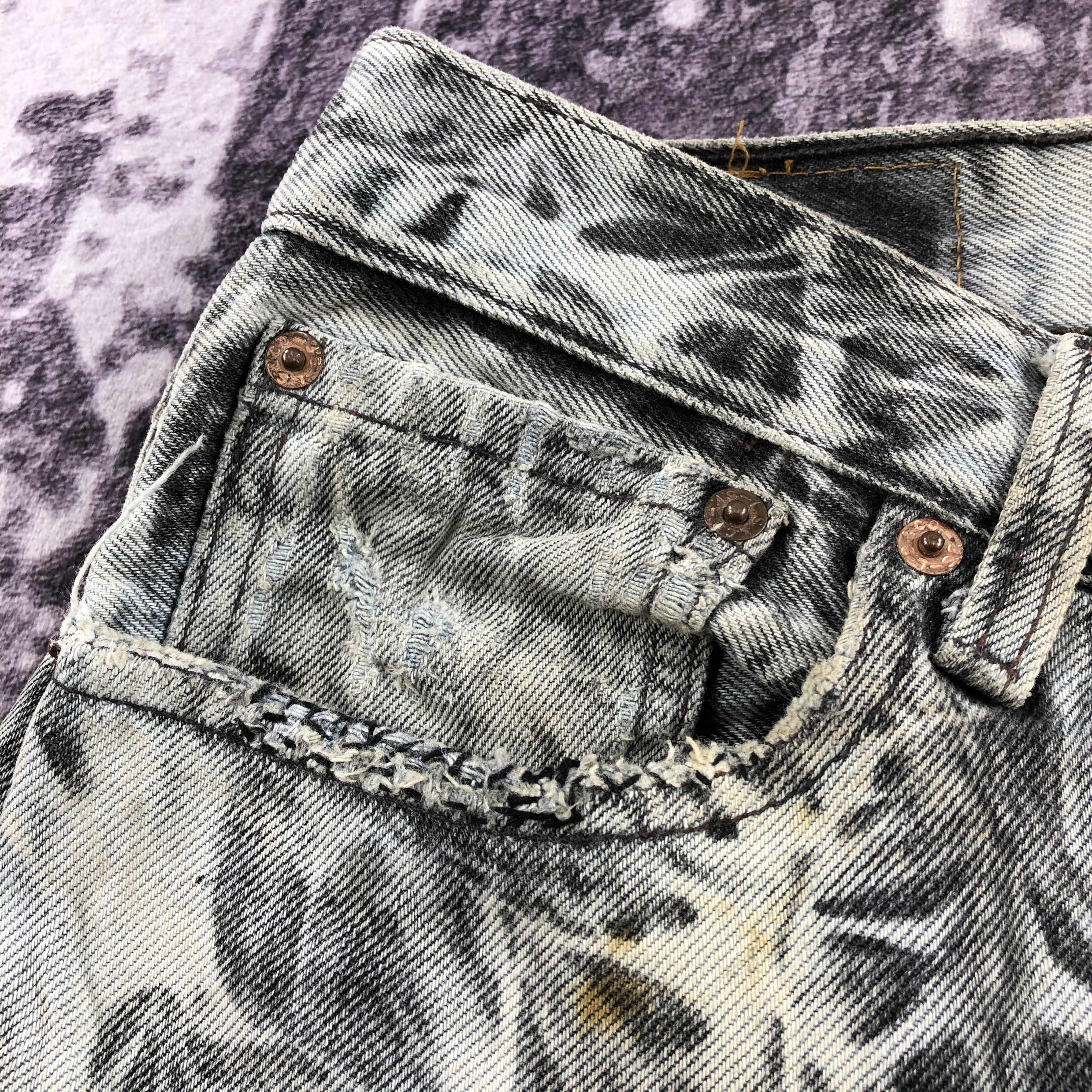 Levi's Vintage 90s Bleached Levis 501 Jeans-JM2512 Size US 34 / EU 50 - 12 Thumbnail