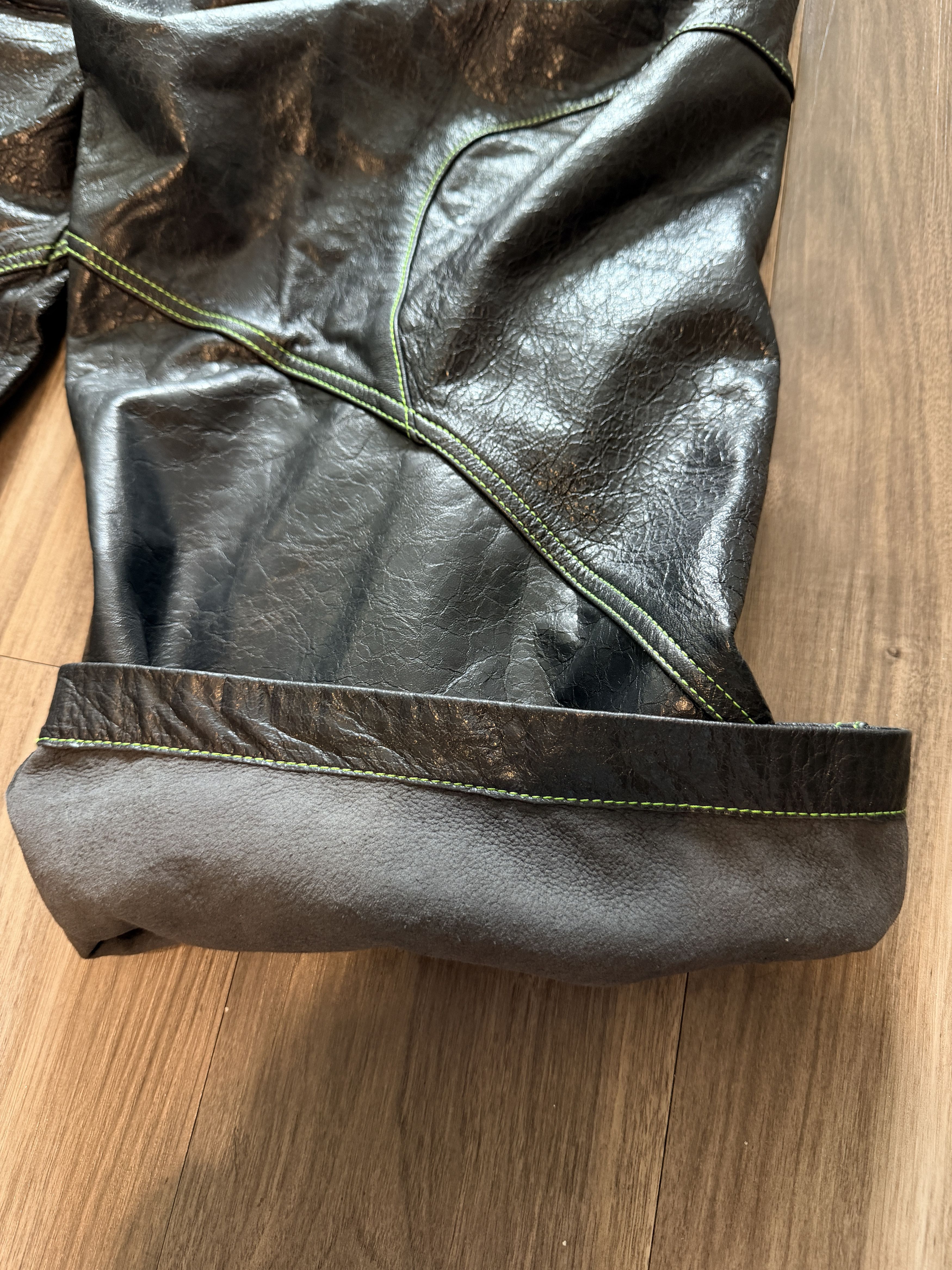 Acne Studios Acne Studios Leather Contrast Stitch Trousers Black Green Size US 32 / EU 48 - 6 Thumbnail