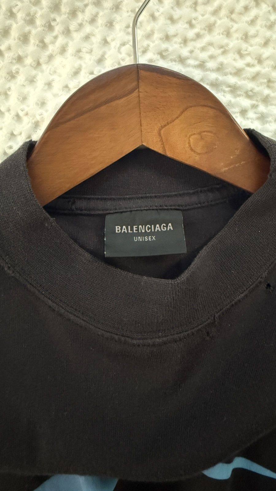 Balenciaga Balenciaga Black Distressed Tee Size US L / EU 52-54 / 3 - 7 Thumbnail