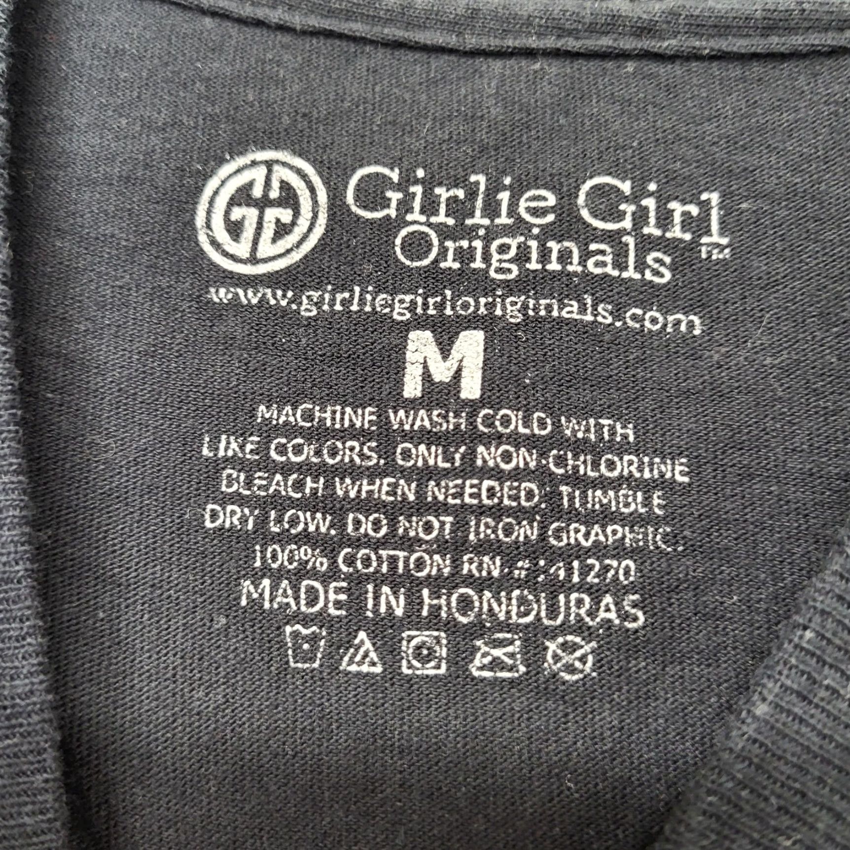 Vintage **Girlie Girl Originals Women's Size Med Black Barn USA Cows T-Shirt** User: **Girlie Girl Originals Women's Size Med Black Barn USA Cows T-Shirt** Size M / US 6-8 / IT 42-44 - 7 Thumbnail