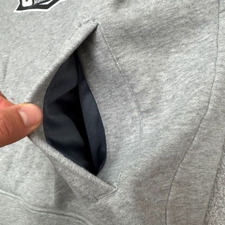 Adidas Adidas Hoodie Mens XL Gray Logo Graphic Pullover Hooded Sweatshirt Outdoor College Streetwear Size US XL / EU 56 / 4 - 5 Thumbnail