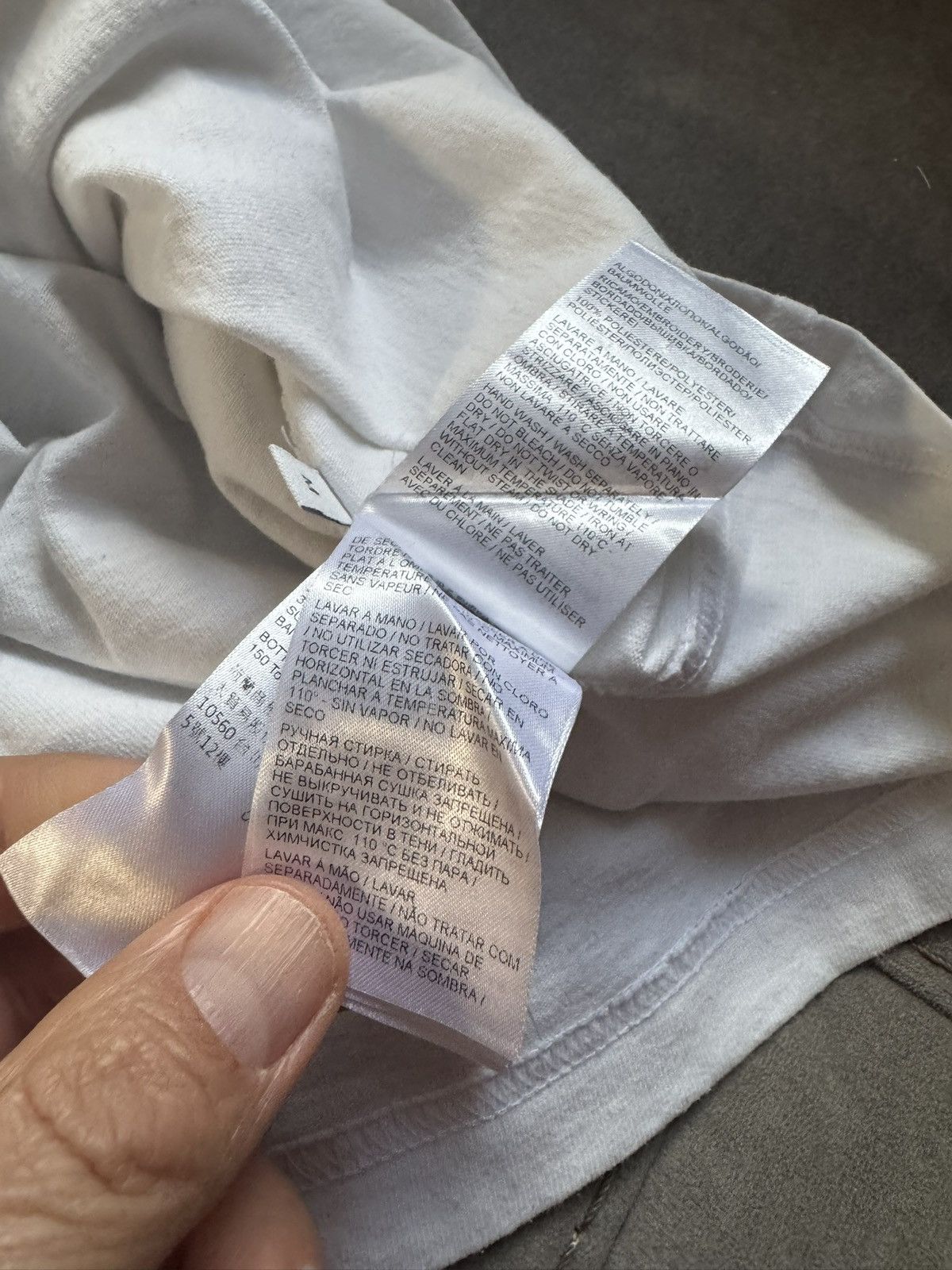 Bottega Veneta BOTTEGA VENETA tshirt FITS AS SHOWN IN PHOTOS BY TAPE MEASUR Size US S / EU 44-46 / 1 - 18 Thumbnail