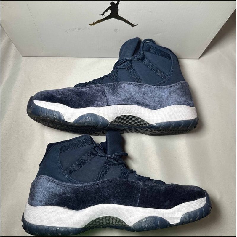 Jordan Brand × Nike Size 9.5 - Air Jordan 11 Retro Midnight Navy Velvet Women's Size US 9.5 / IT 39.5 - 3 Thumbnail