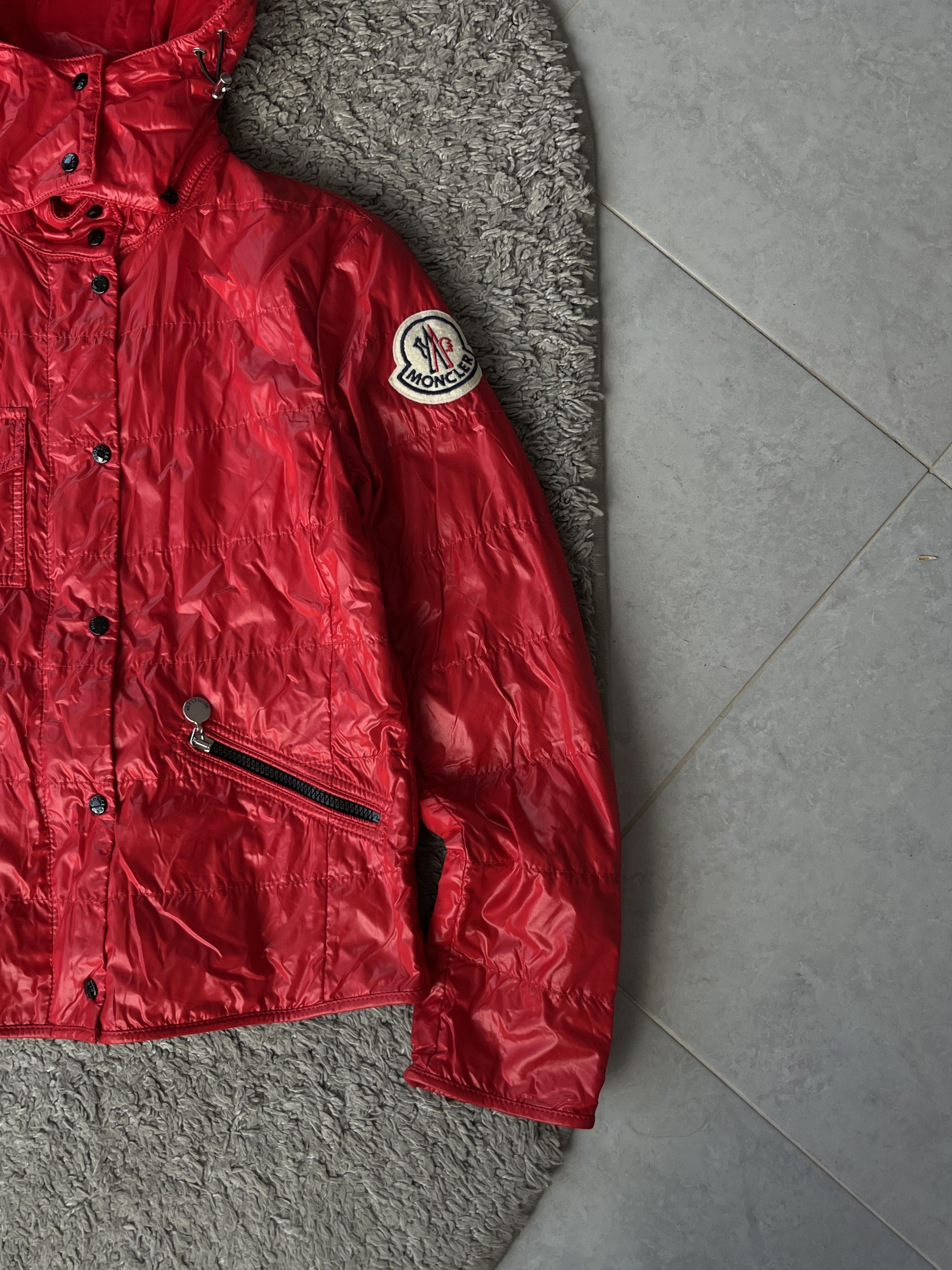 Moncler MONCLER SHINY Vintage Women Light Jacket Big Logo Very Rare Size M / US 6-8 / IT 42-44 - 4 Thumbnail