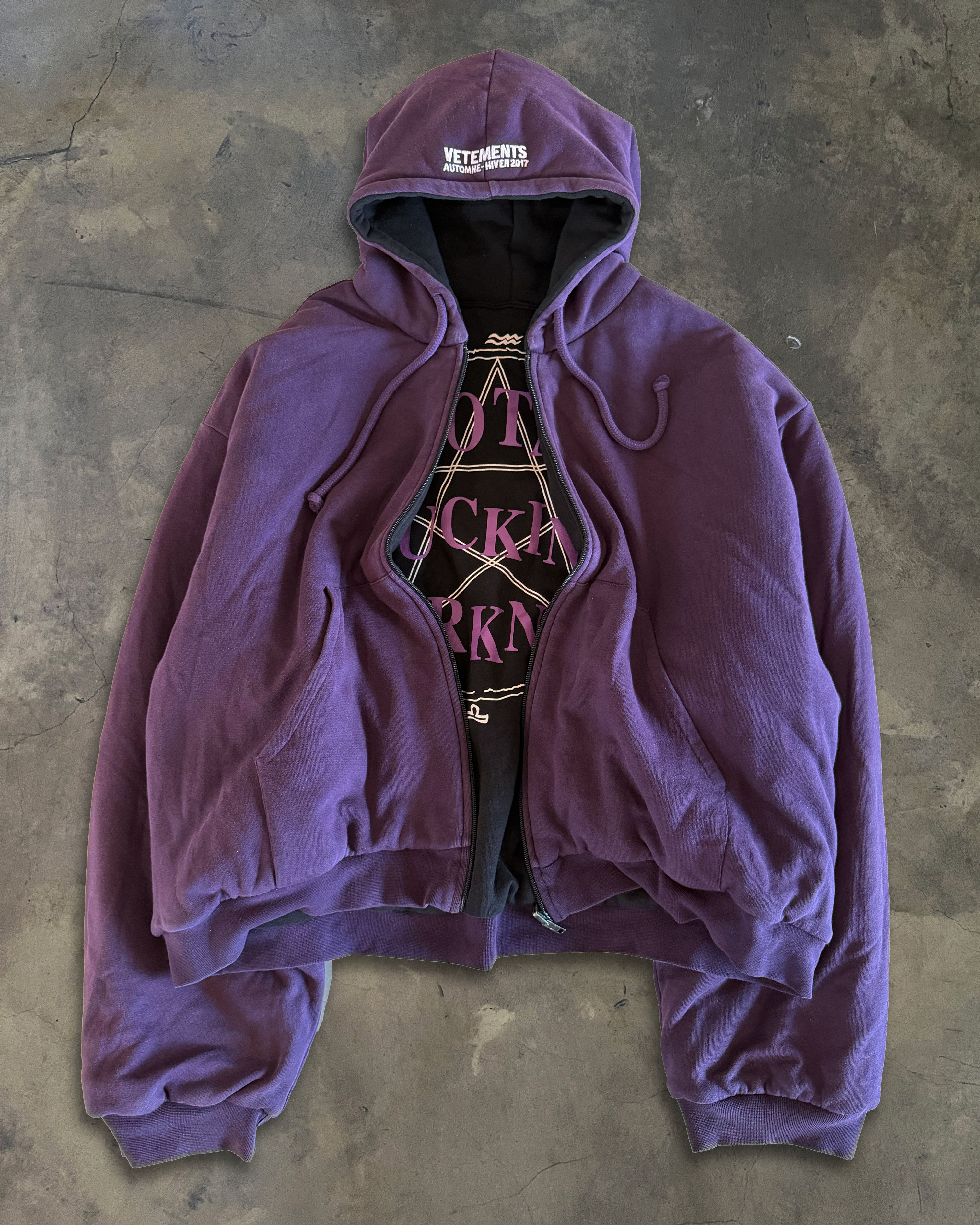 Vetements VETEMENTS AW2017 TFD/11 INCH GUN CLUB REVERSIBLE HOODIE Size US M / EU 48-50 / 2 - 5 Thumbnail
