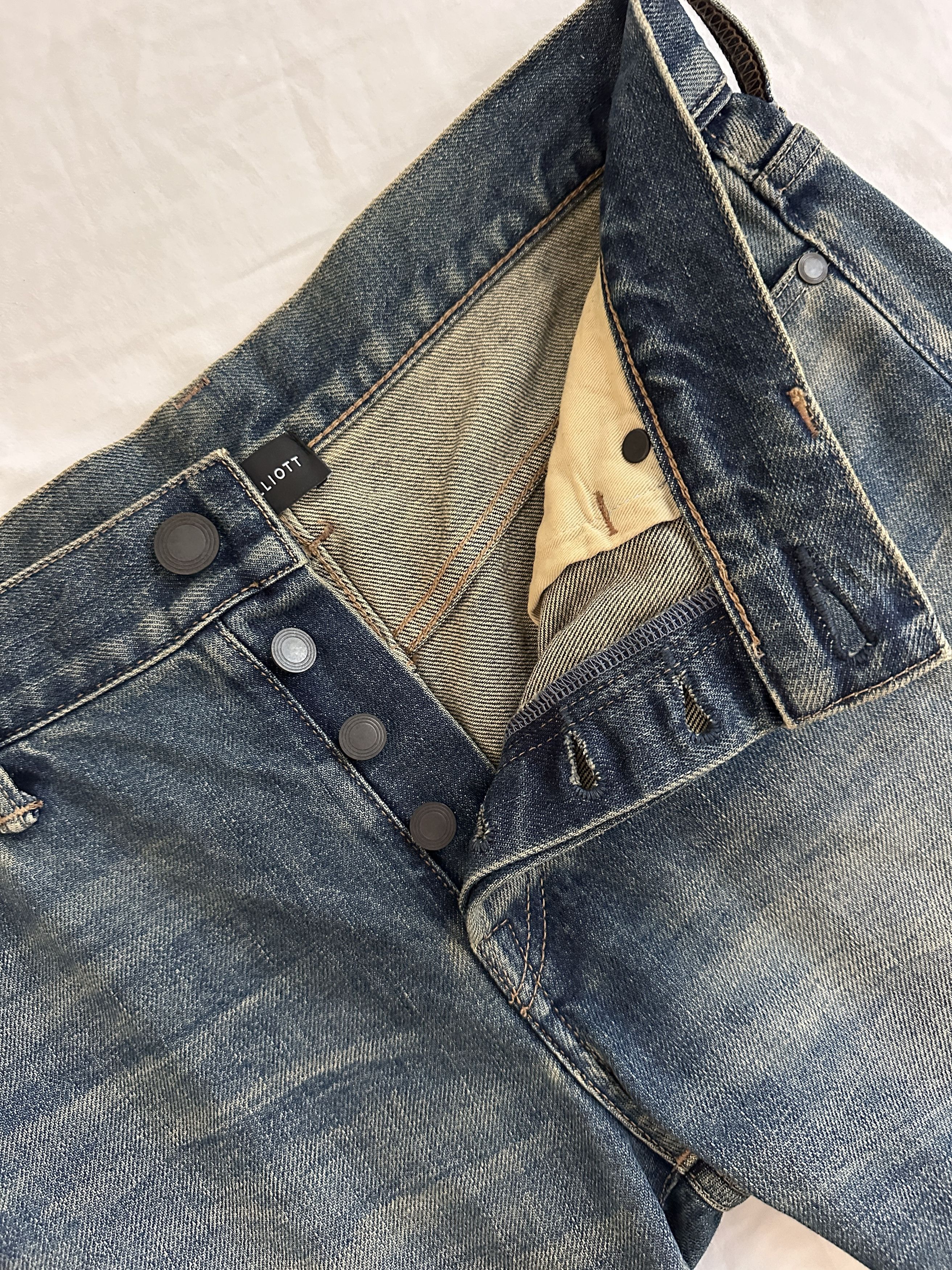 John Elliott The Cast 2 Rigid Five-Pocket Medium Wash Slim Jeans Size US 31 - 4 Thumbnail