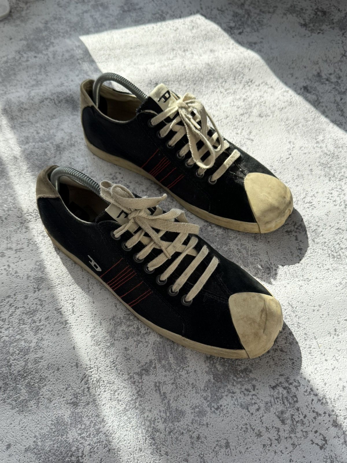 Diesel Vintage Diesel Canvas Rare Sneakers Shoes Size US 9 / EU 42 - 2 Thumbnail