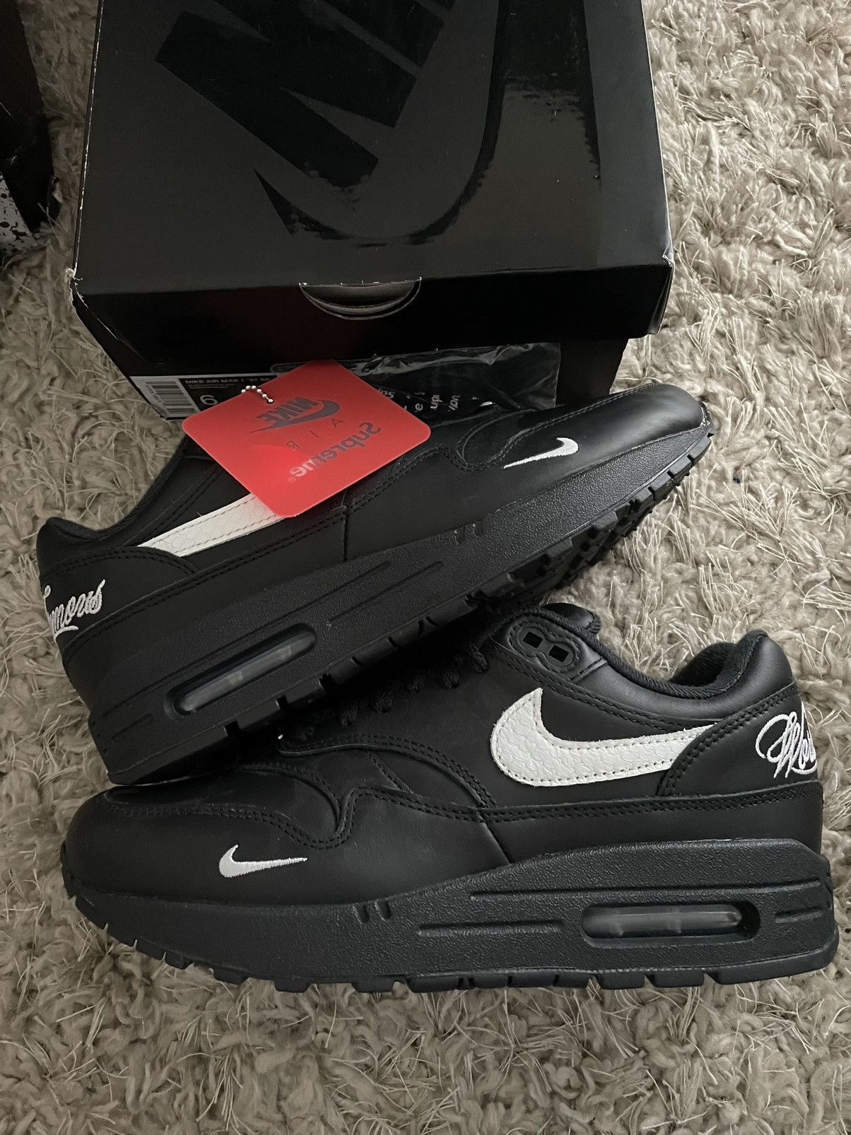 Nike Air Max 1 87 x Supreme Black Size US 7.5 / IT 37.5 - 2 Thumbnail