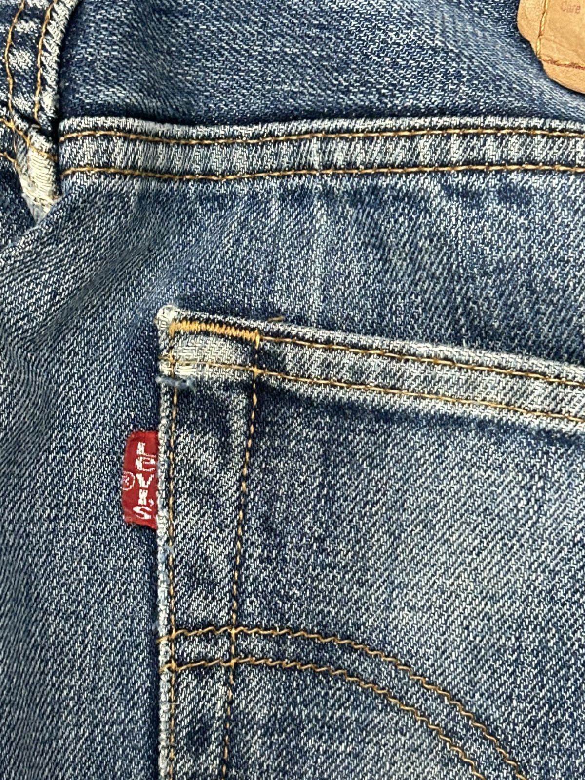 Levi's Levis 501 Jeans Distressed Shashiko Button Fly Size US 32 / EU 48 - 11 Thumbnail