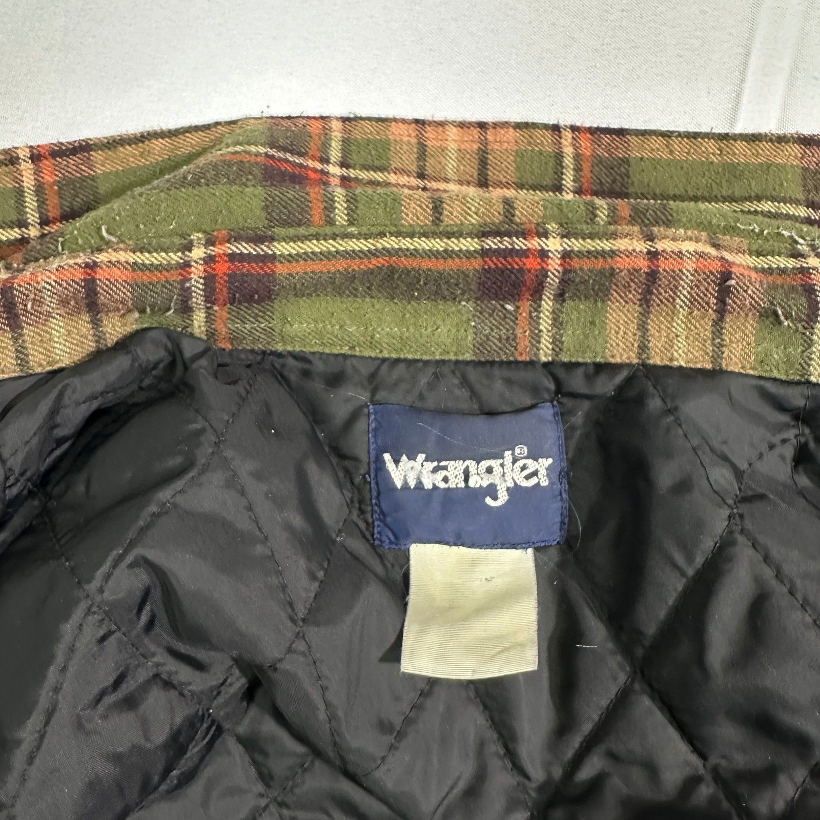Wrangler Wrangler Men's Quilted Flannel Shirt Jacket Lined Green XL Size US XL / EU 56 / 4 - 2 Thumbnail