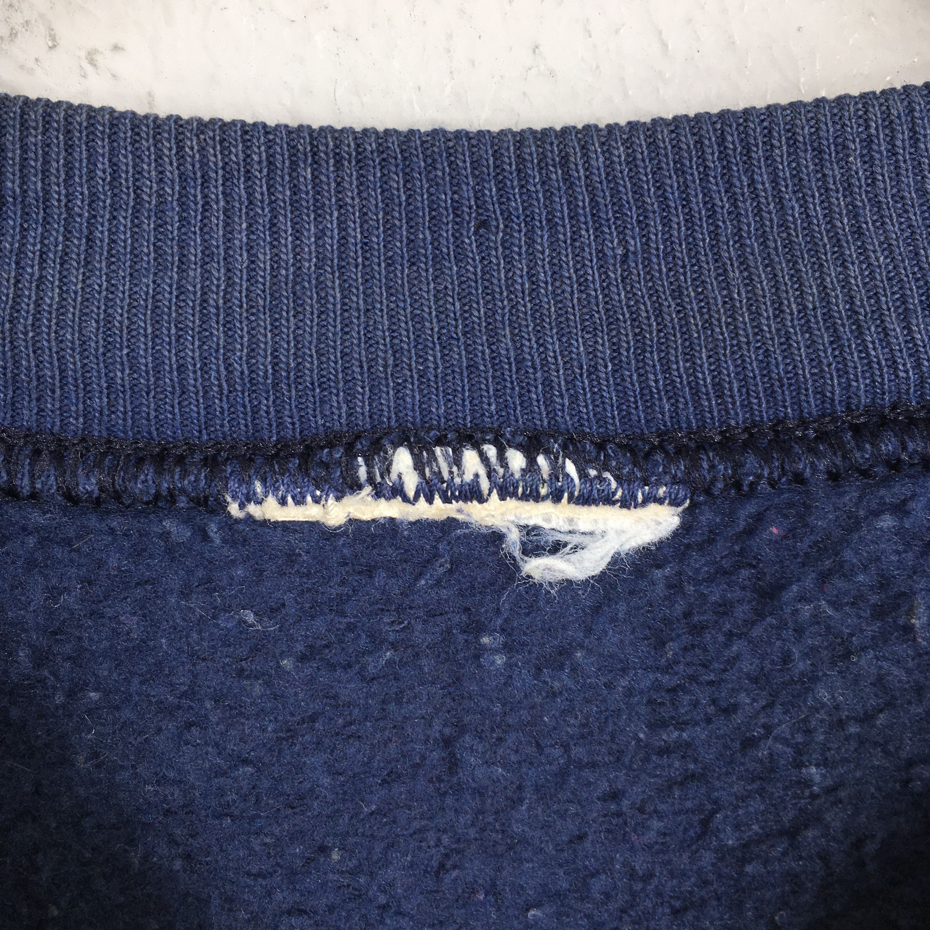 Other Vintage Notre Dame Fighting Irish Sweatshirt Large Size US L / EU 52-54 / 3 - 6 Thumbnail