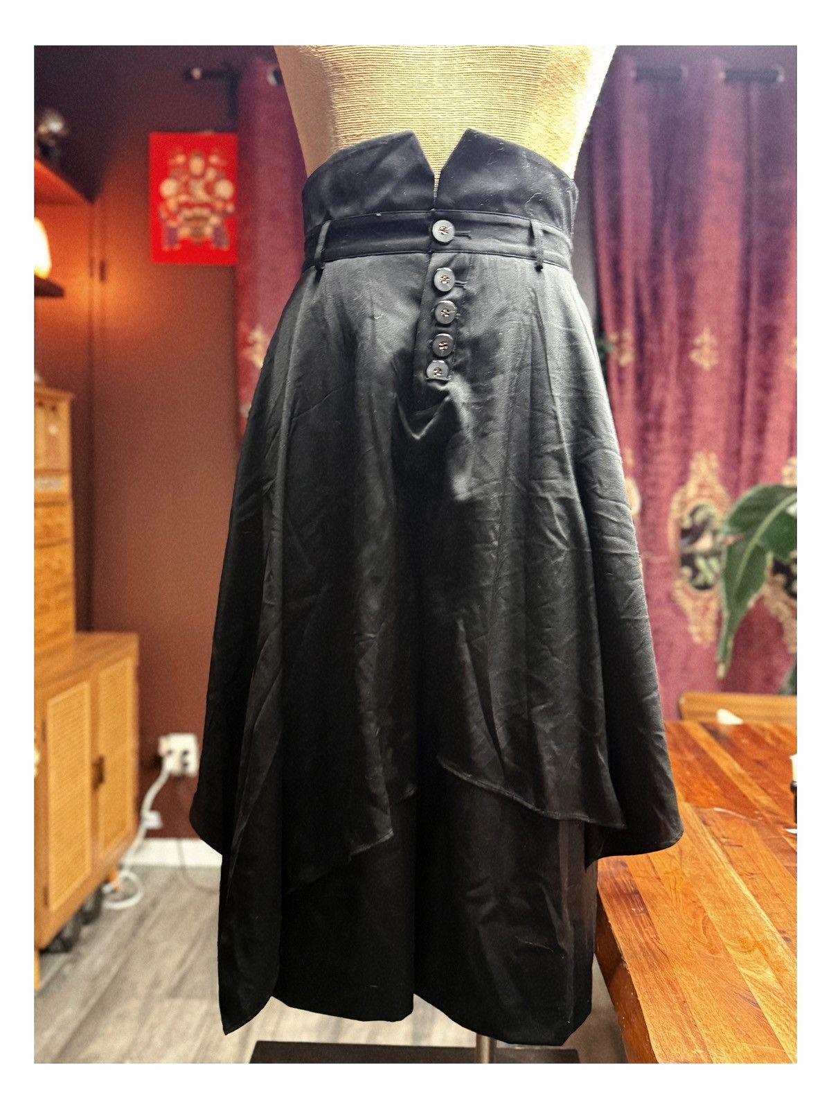 Other Layered Black Skirt-Shorts with High Waist & Button Front Size US 29 - 1 Thumbnail