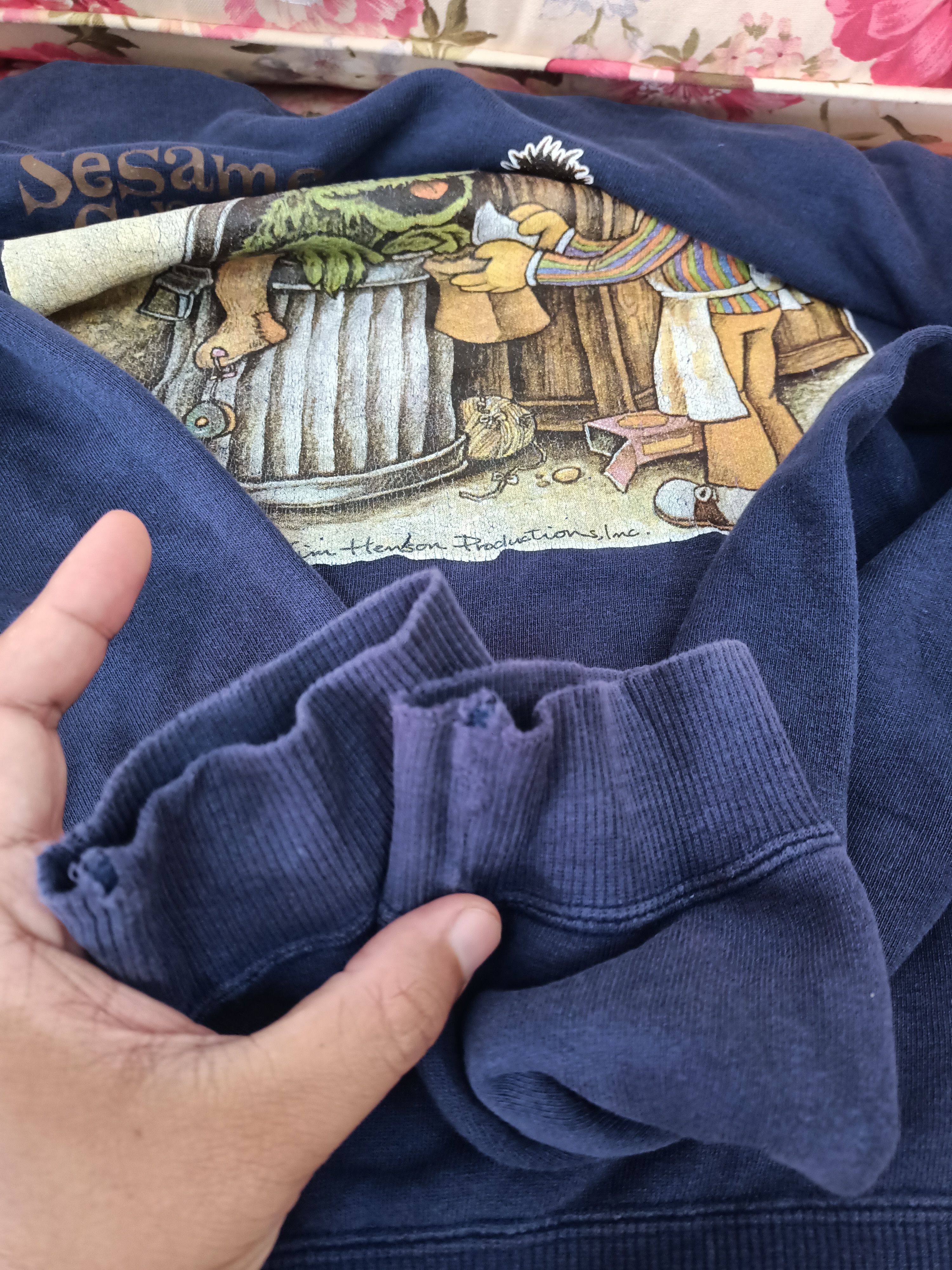 Anime Vintage Sesame Street sweatshirt by Jim Henson Productions Size US L / EU 52-54 / 3 - 8 Thumbnail