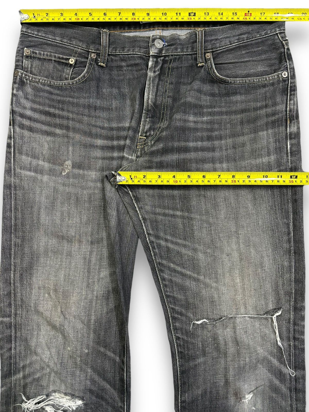 Undercover × Uniqlo Vintage Uniqlo UJ Faded Wash Loose Distressed Grunge Jeans Size US 36 / EU 52 - 16 Thumbnail