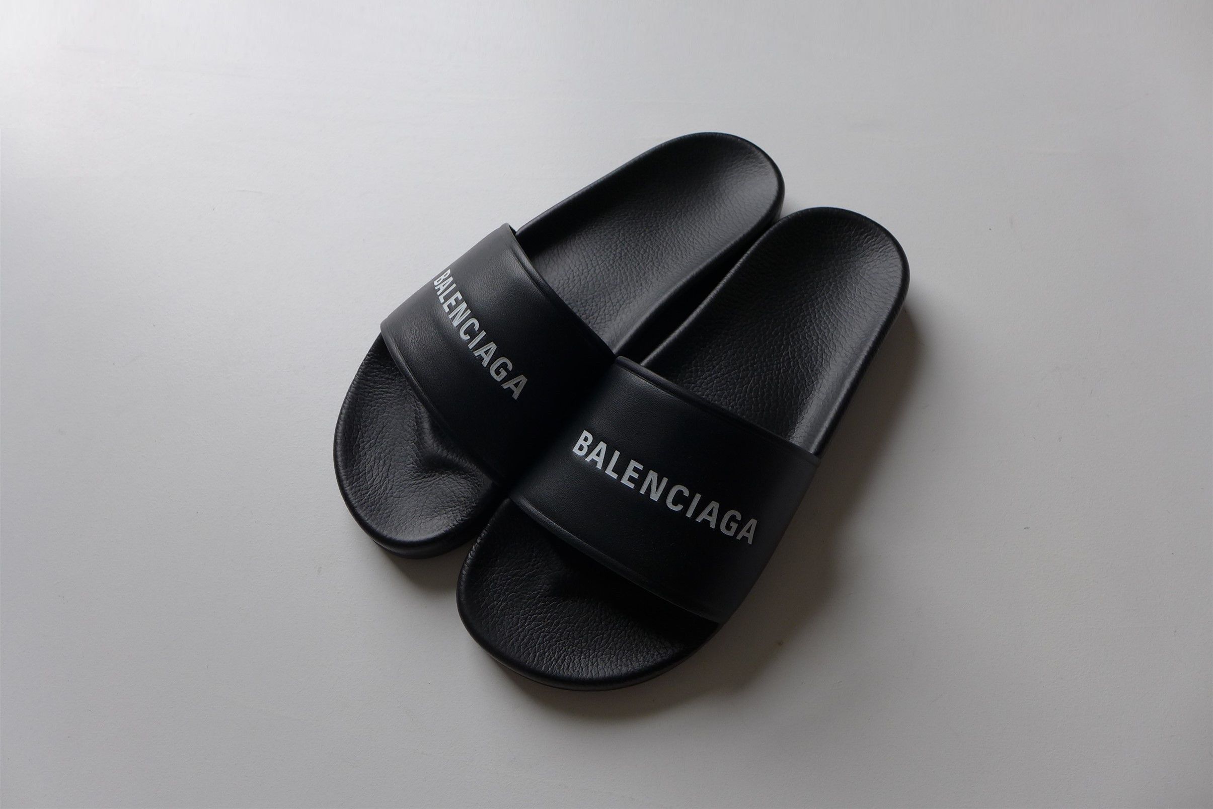 Balenciaga Balenciaga Black Logo Slides Sandals Size US 8 / EU 41 - 2 Thumbnail