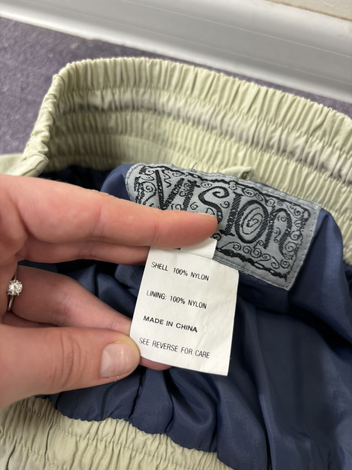 Japanese Brand Vintage Vision Y2K Beige Japanese Hype Baggy Nylon Pants Size US 34 / EU 50 - 14 Thumbnail