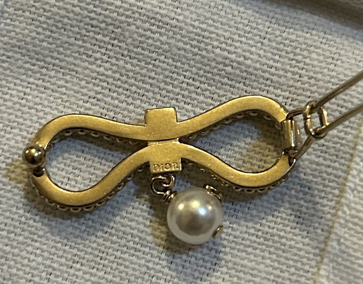 Dior Dior LE NŒUD DE DIOR BARRETTE Champagne-Finish Metal Hairpin Size ONE SIZE - 6 Thumbnail