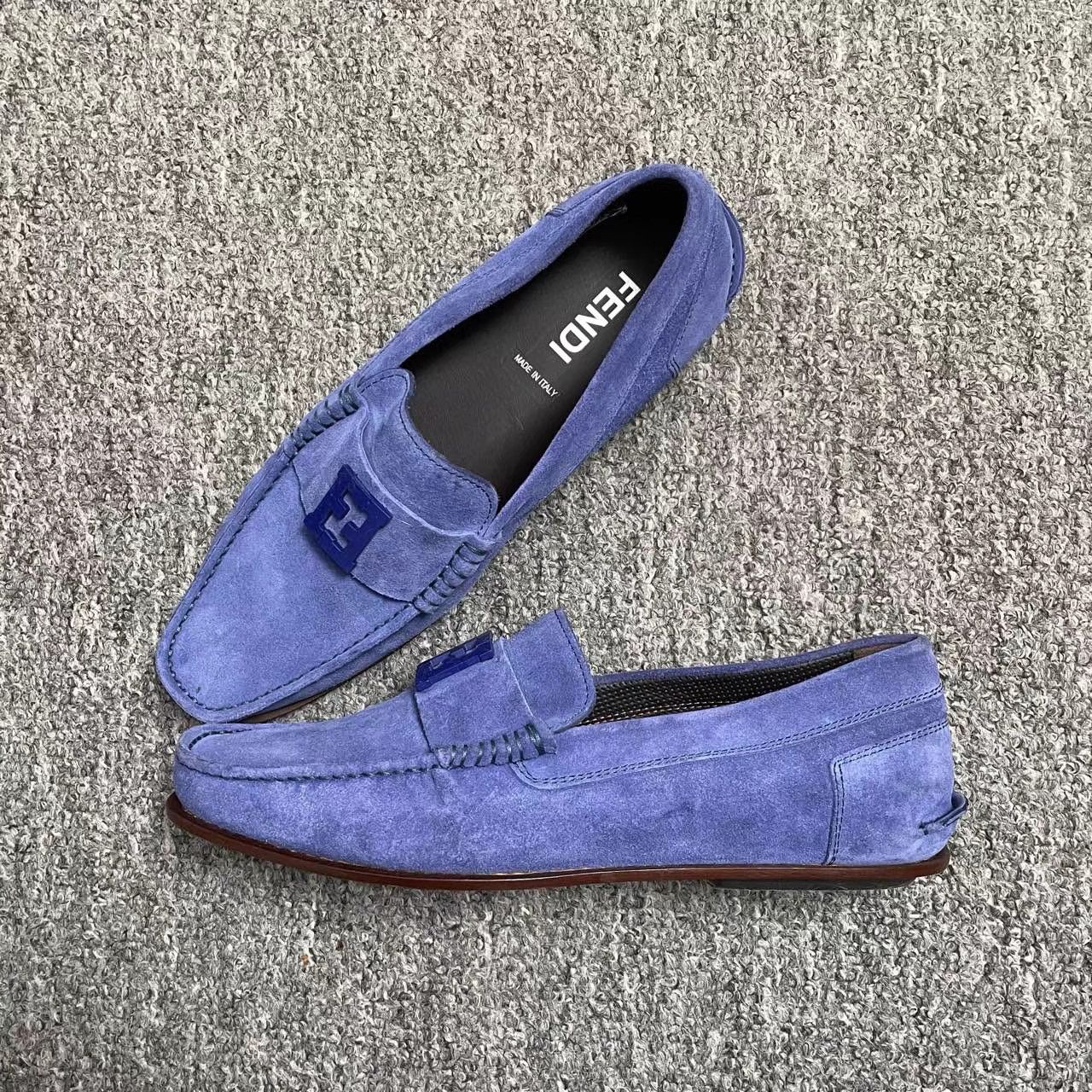 Fendi Fendi Slip-On Shoes K12 Size US 9 / IT 39 - 1 Thumbnail
