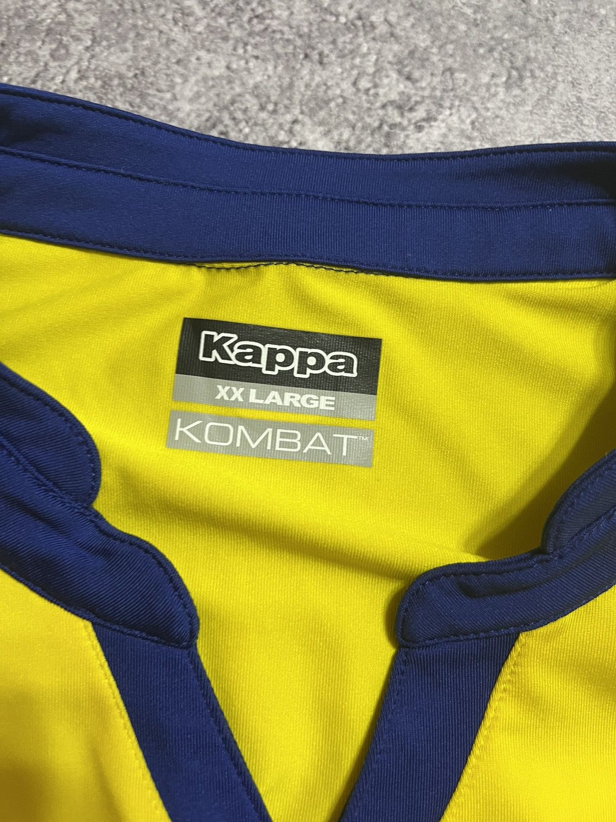 Kappa Kappa Leeds united 2015/2016 away soccer jersey Size US XXL / EU 58 / 5 - 6 Thumbnail