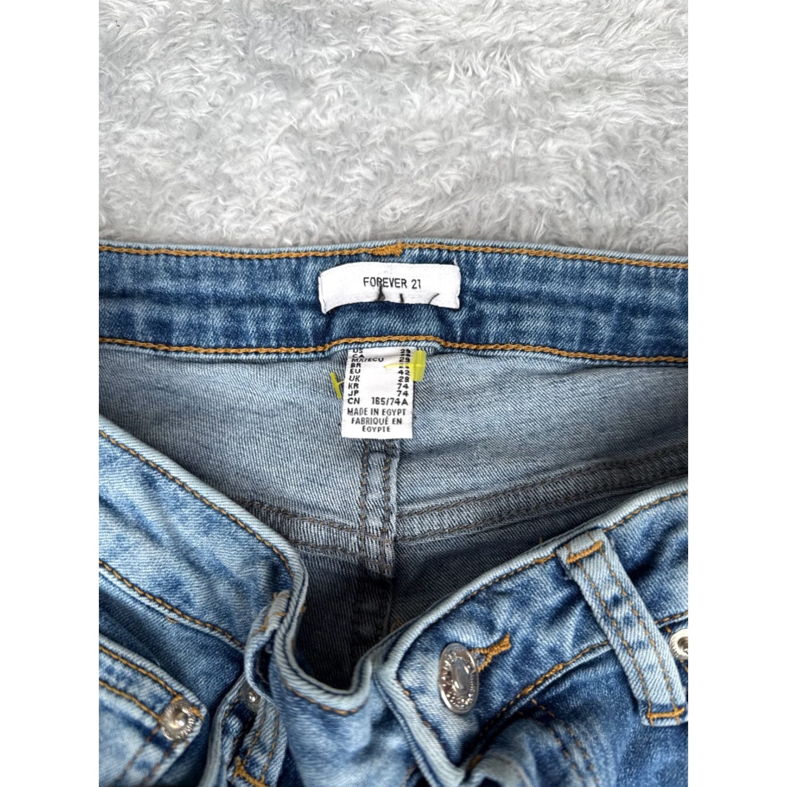 Forever 21 Forever 21 Jeans - Womens - Skinny - High Rise - Distressed Denim - Blue - 29 - 27x27 Inseam - Cotton Blend - Regular Fit - 5-Pocket - Medium Wash Size 29" - 6 Thumbnail