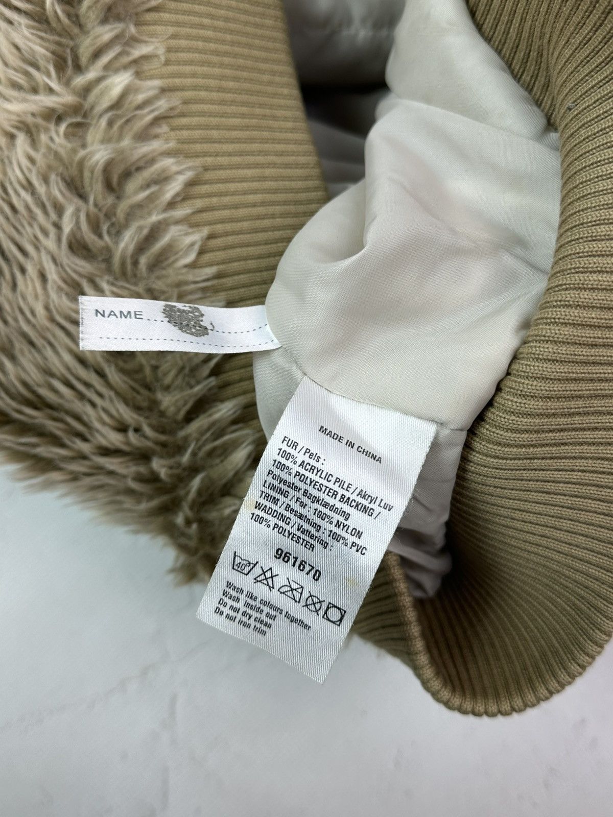 Vintage Vintage Faux Fur Leather Details Beige Vest Size S / US 4 / IT 40 - 13 Thumbnail
