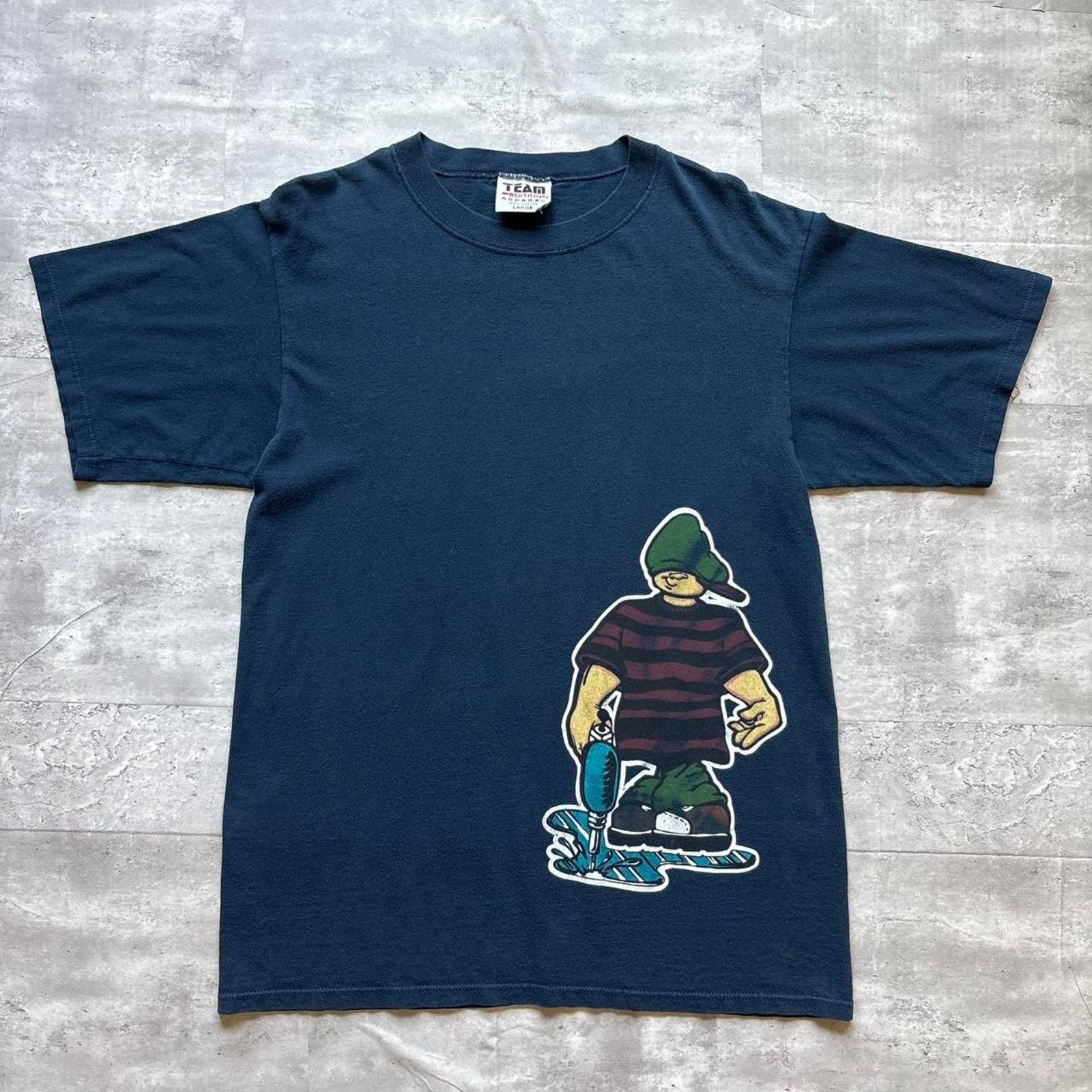 Vintage Vintage y2k graphic t shirt Size US L / EU 52-54 / 3 - 1 Thumbnail