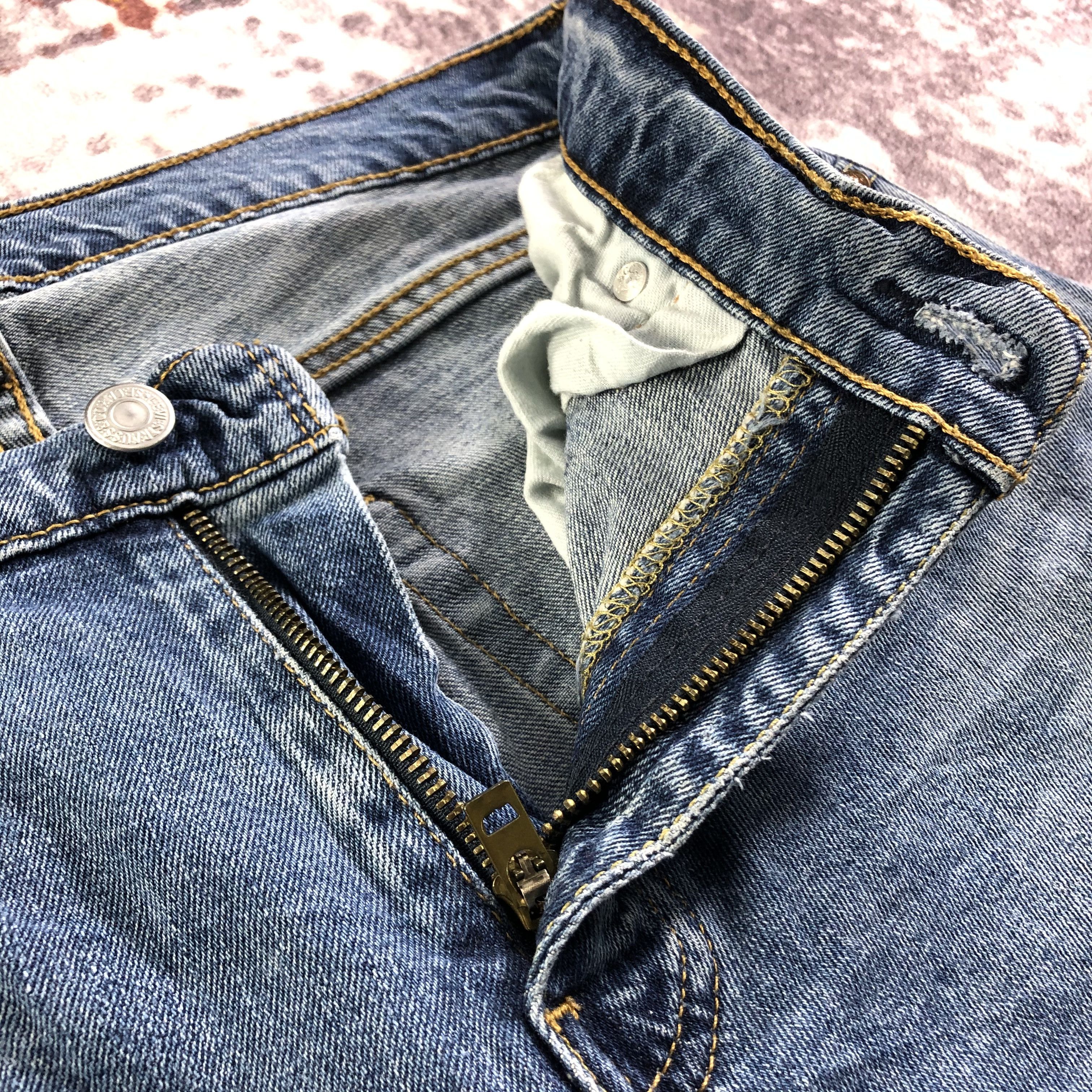 Levi's × Vintage Vintage Blue Wash Levis 559 Jeans-JM3492 Size 31" - 7 Thumbnail