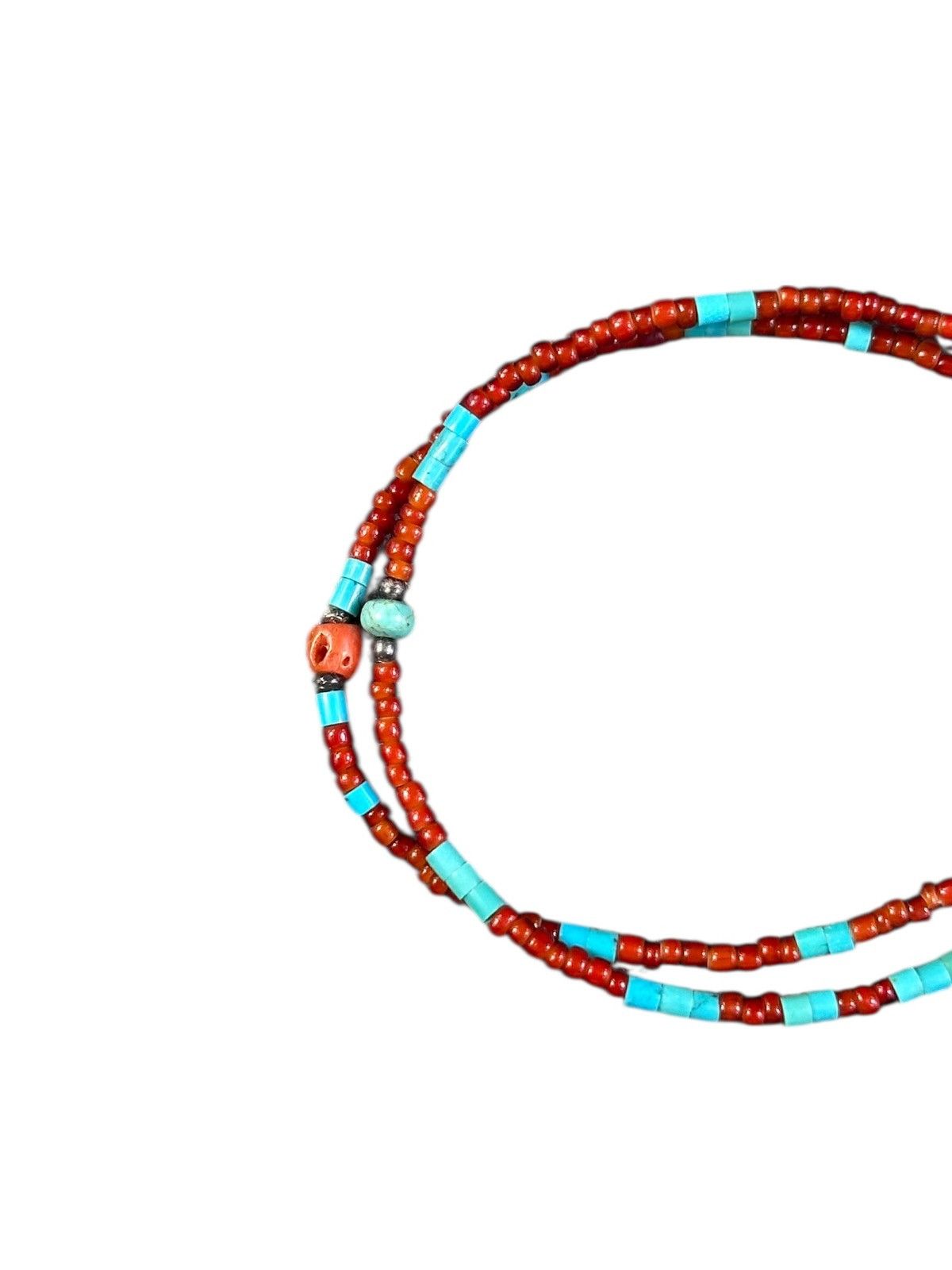 Vintage WHITE HEART BEADS WITH TURQUOISE HEISHI AND SILVER BRACELET Size ONE SIZE - 3 Thumbnail